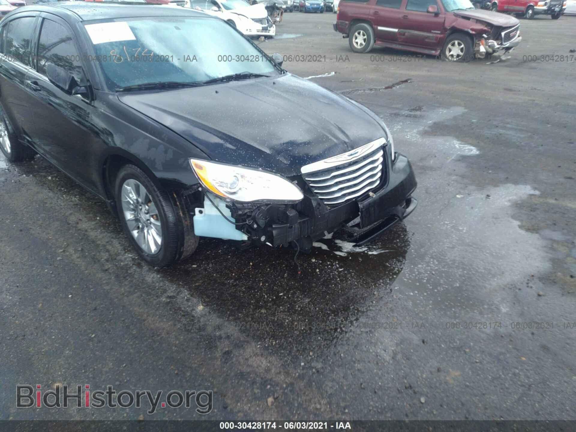 2014 CHRYSLER 200 - VIN: 1C3CCBAB2EN142283 - Фото 6
