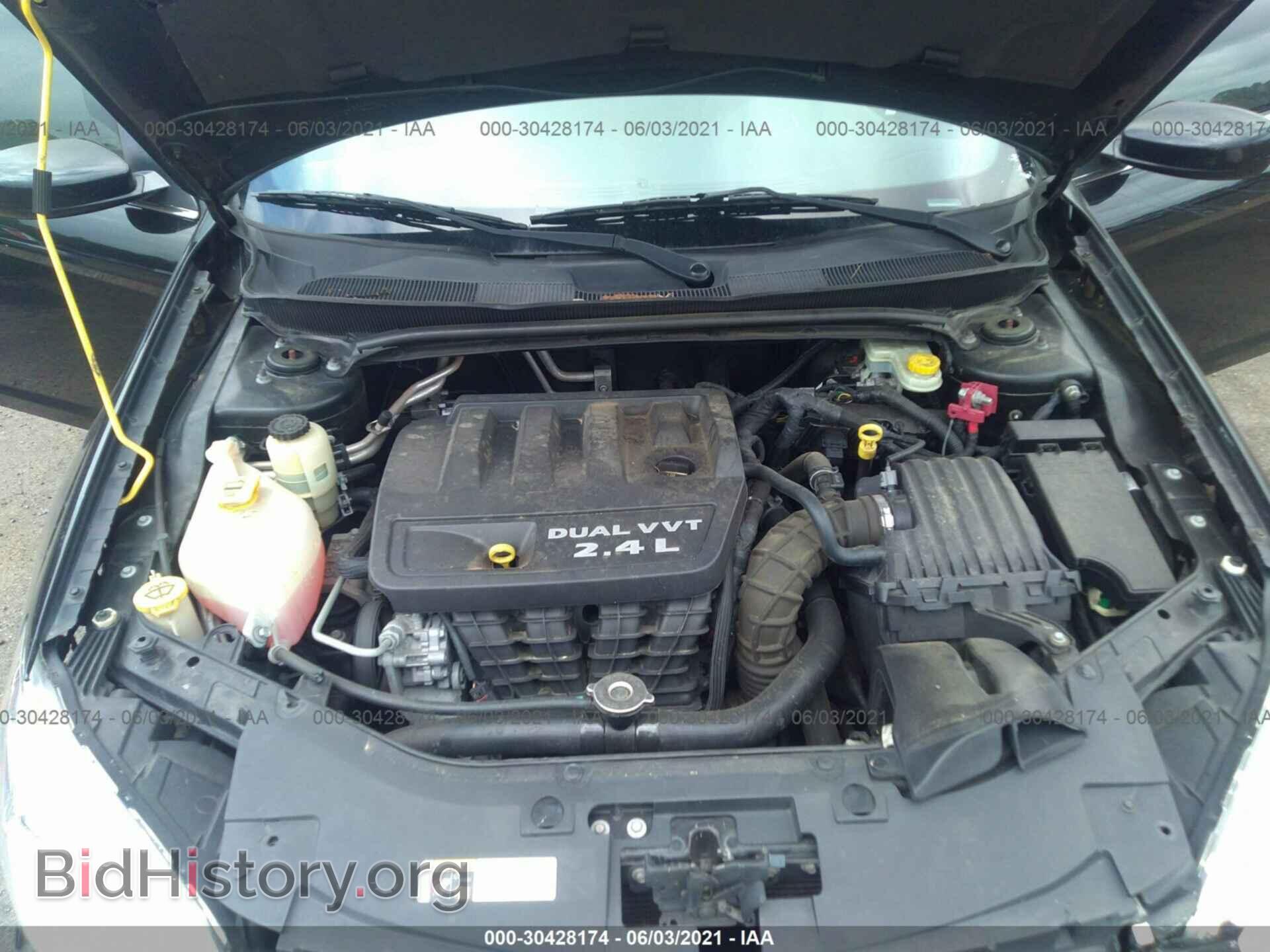 2014 CHRYSLER 200 - VIN: 1C3CCBAB2EN142283 - Фото 10