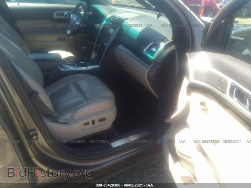 2012 Ford EXPLORER (VIN 1FMHK8F89CGB03983) — фото 5 из 12