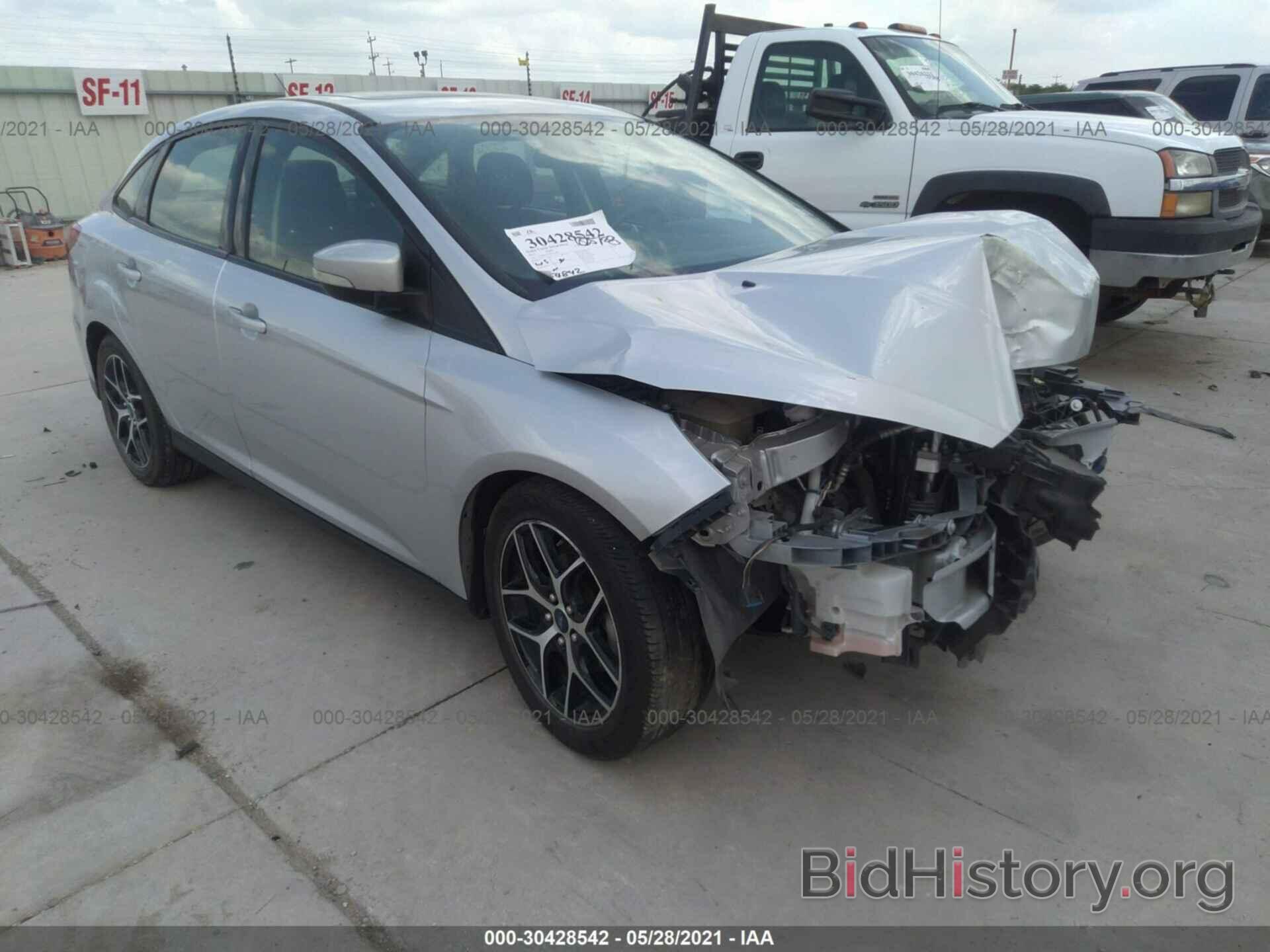 Photo 1FADP3H24HL347481 - FORD FOCUS 2017
