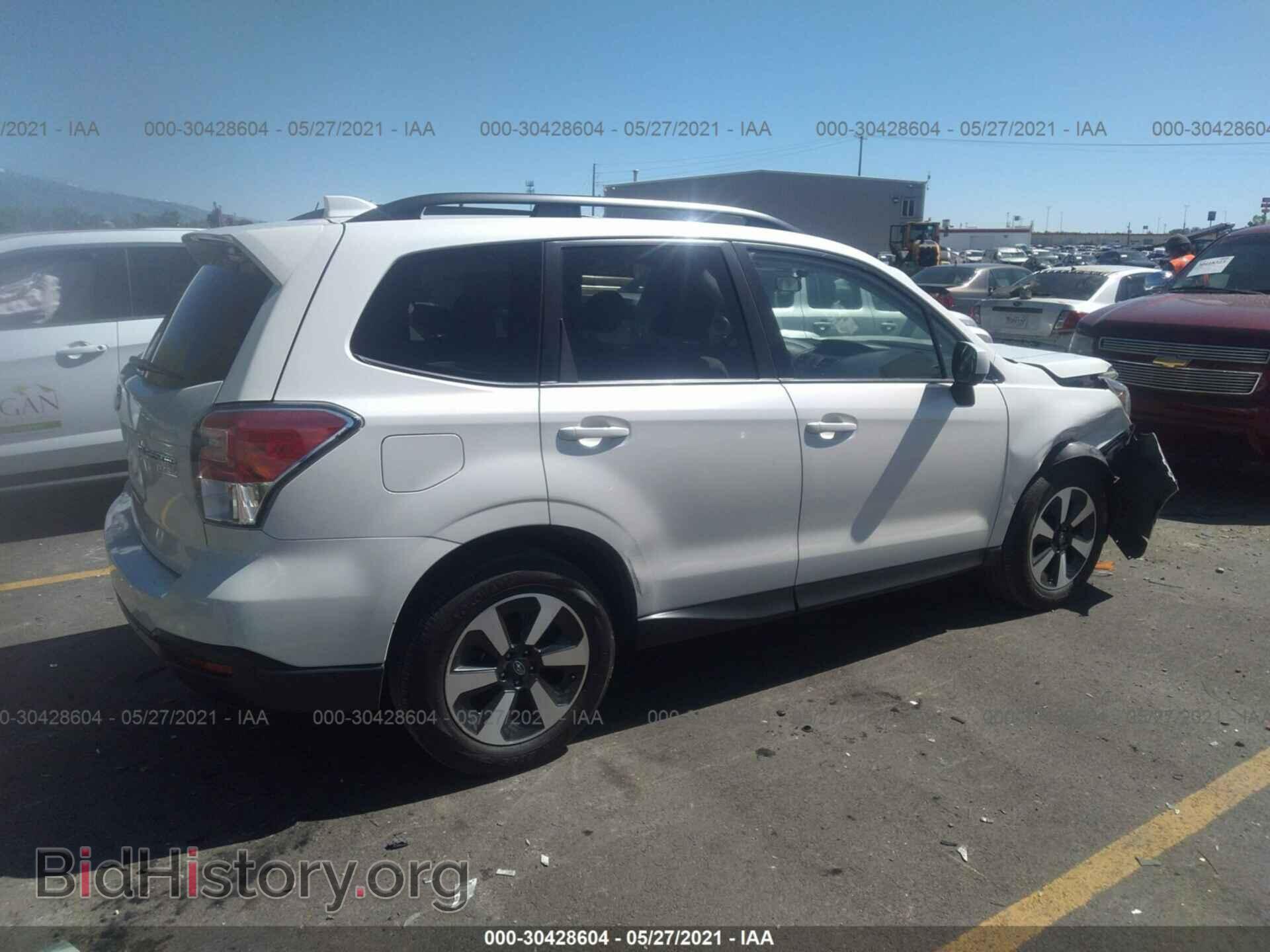 2017 SUBARU FORESTER - VIN: JF2SJADC6HH466997 - Фото 4