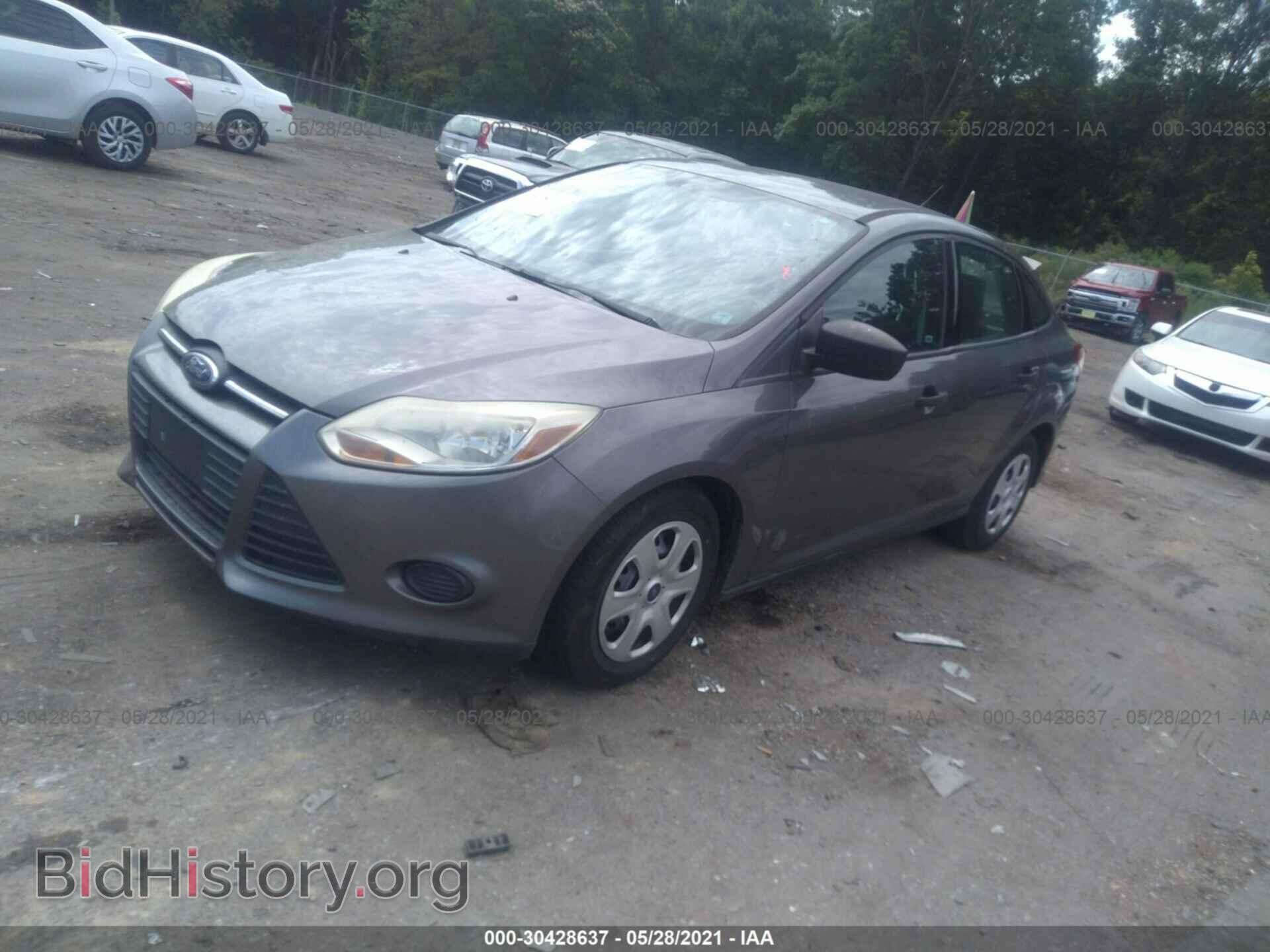 2012 FORD FOCUS - VIN: 1FAHP3E22CL206245 - Фото 2