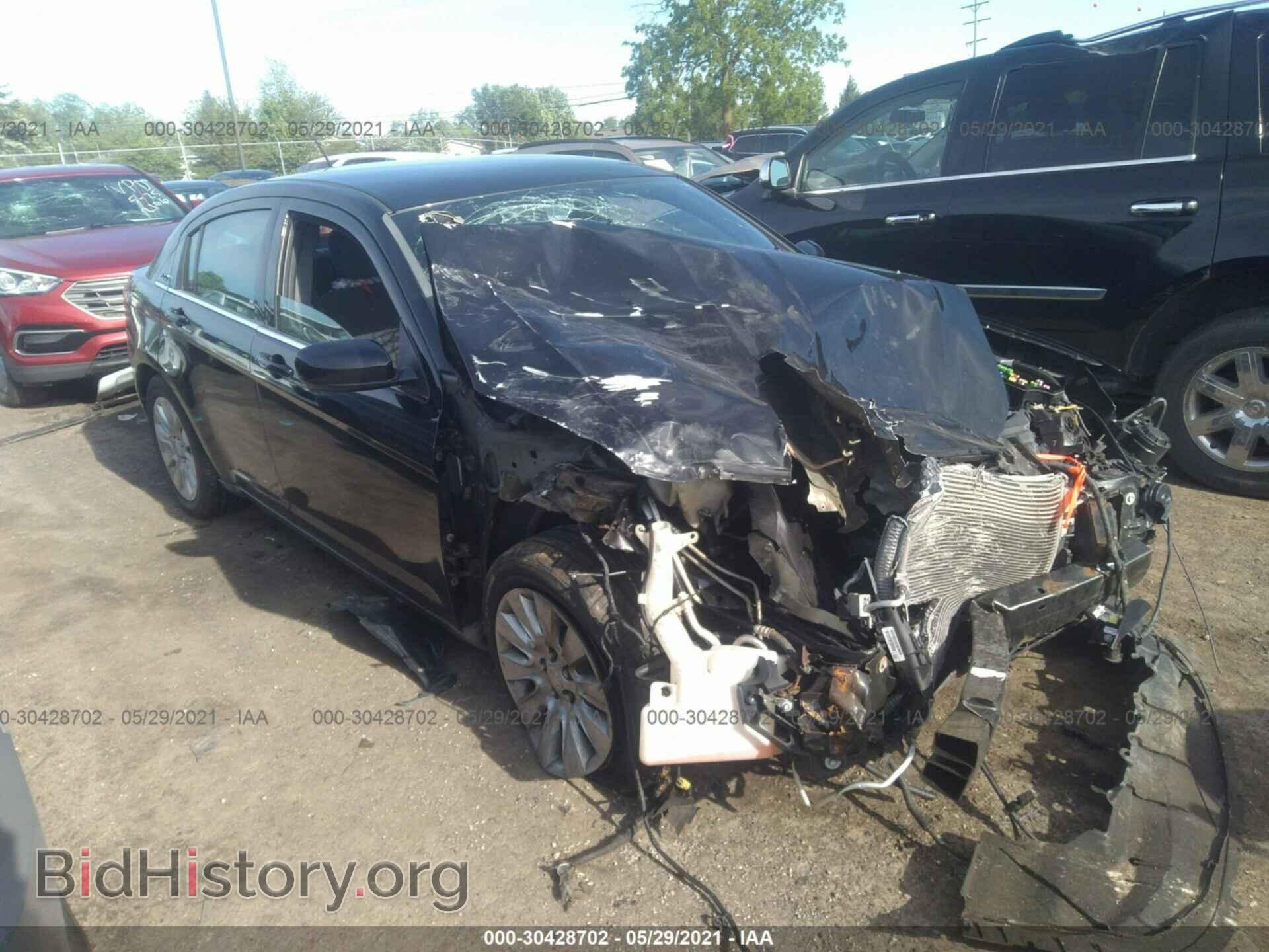 Photo 1C3CCBAB3DN606437 - CHRYSLER 200 2013