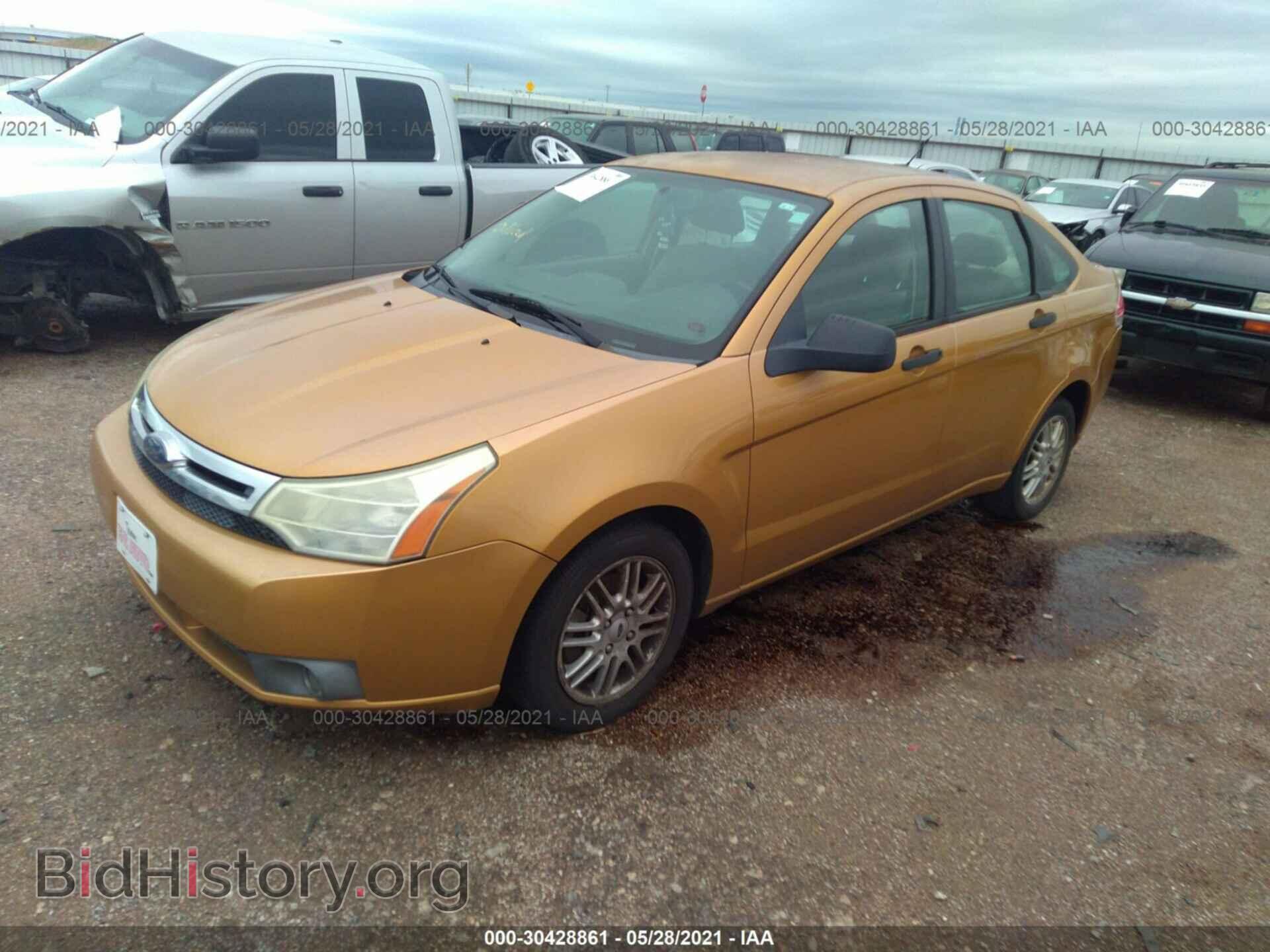 2009 FORD FOCUS - VIN: 1FAHP35N19W131104 - Фото 2