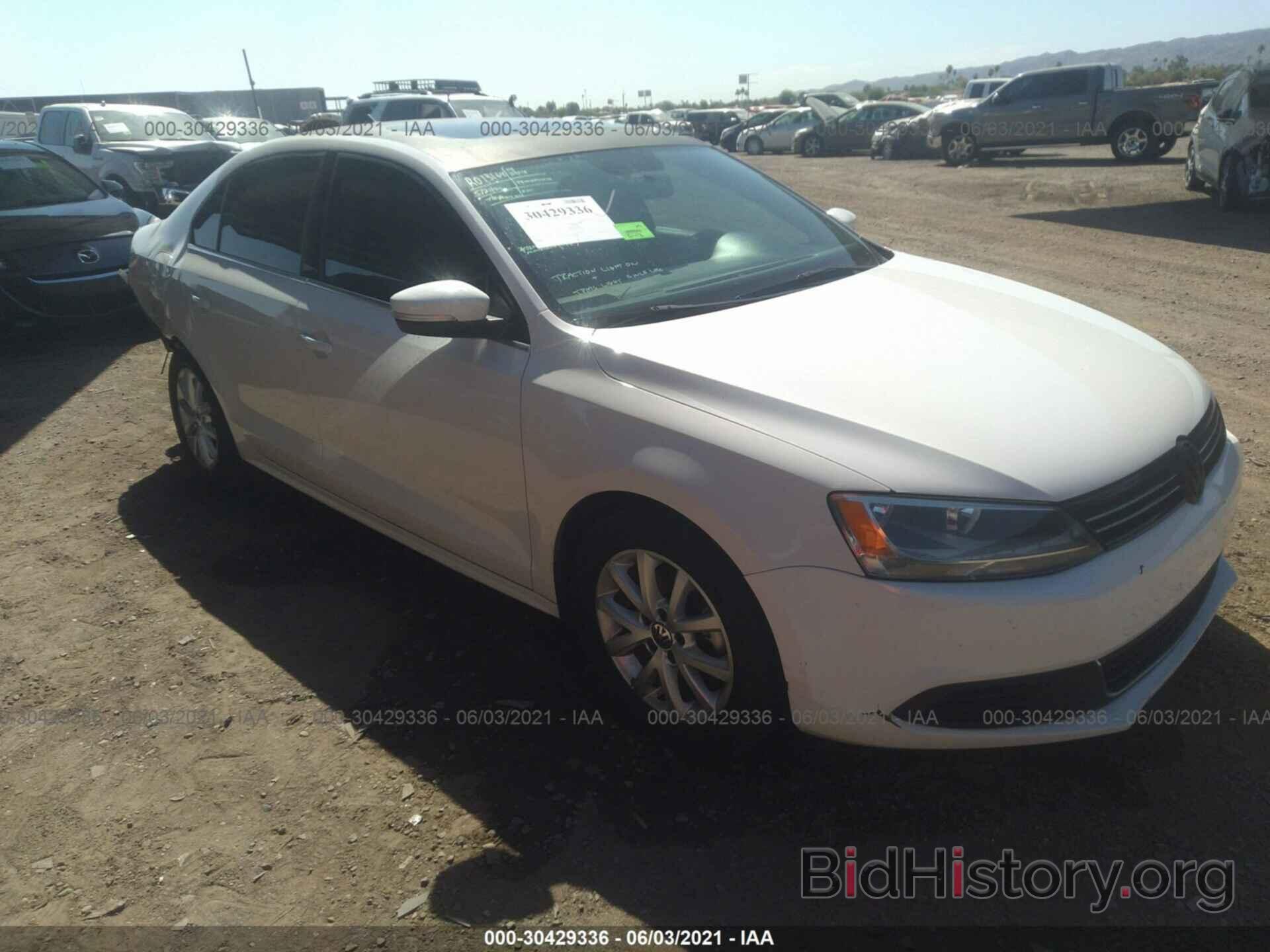 Photo 3VWD17AJ7EM384634 - VOLKSWAGEN JETTA SEDAN 2014