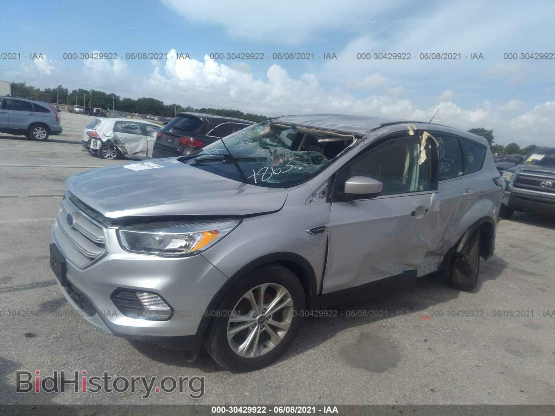 2017 FORD ESCAPE - VIN: 1FMCU0GD1HUE24863 - Фото 2