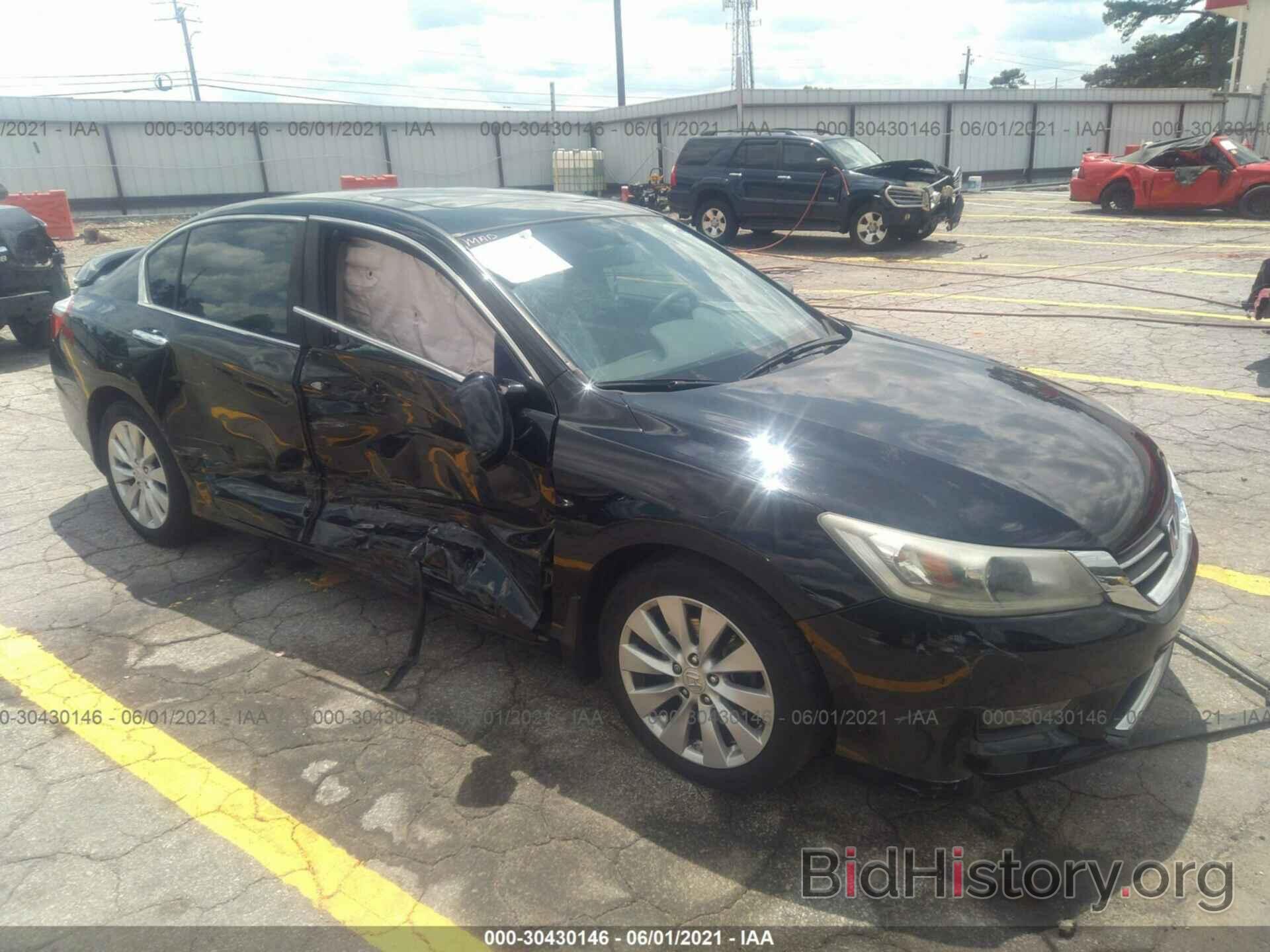 Photo 1HGCR2F74EA176622 - HONDA ACCORD SEDAN 2014