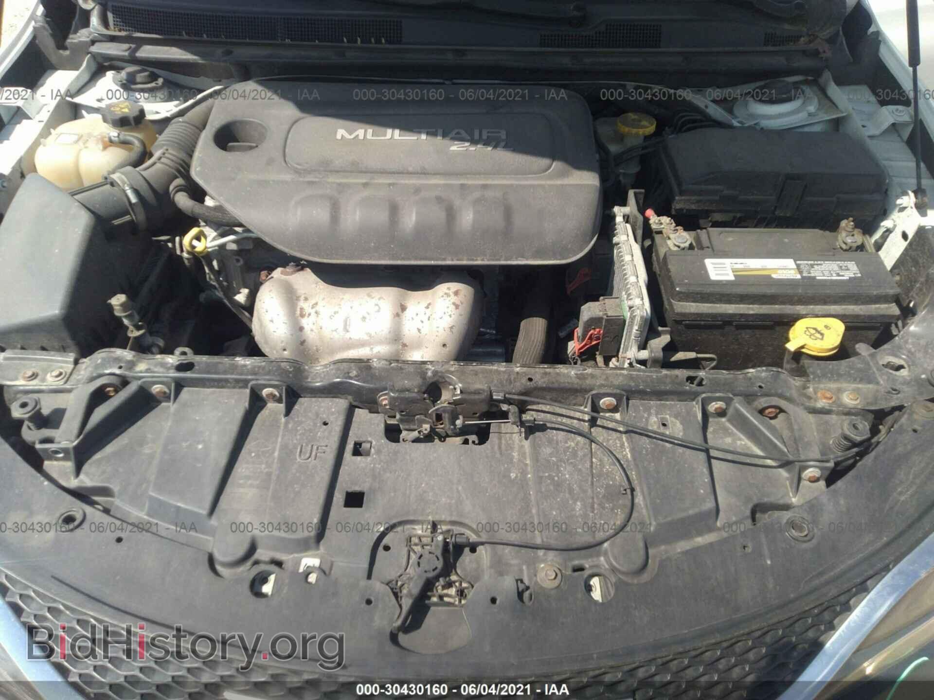 2015 CHRYSLER 200 - VIN: 1C3CCCAB8FN541268 - Фото 10