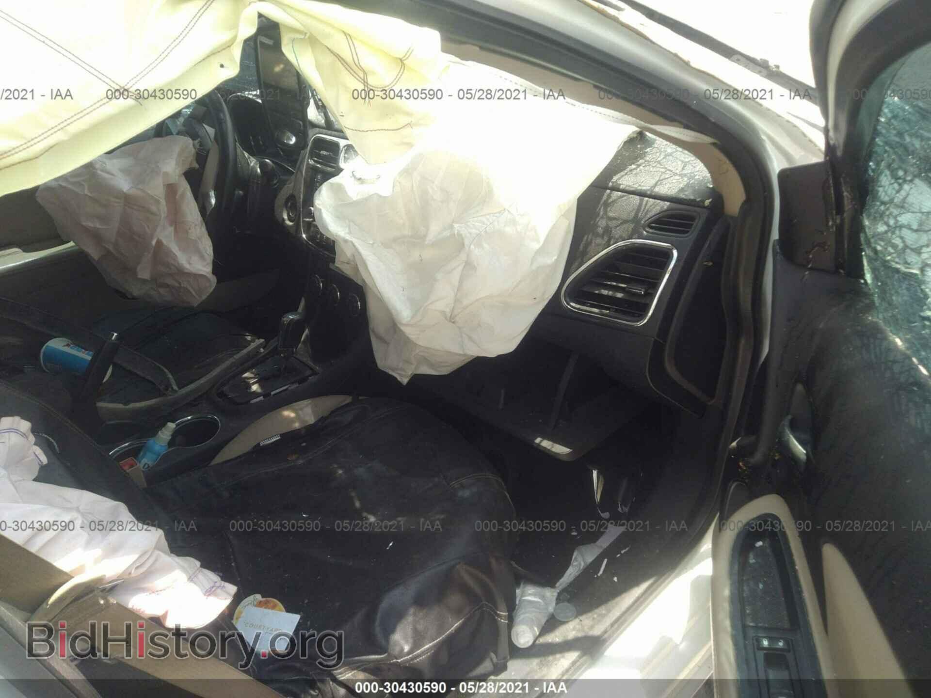 2012 CHRYSLER 200 - VIN: 1C3CCBCB7CN211172 - Фото 5