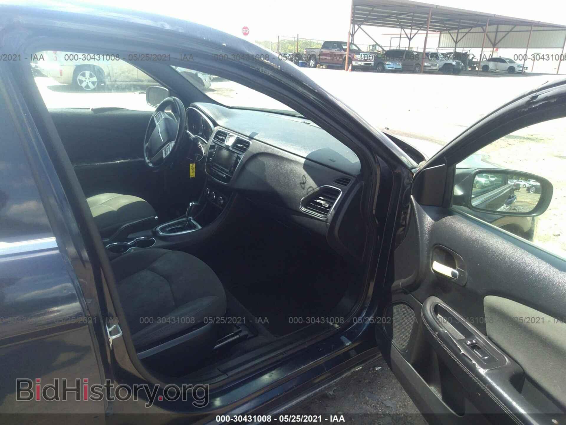 2012 CHRYSLER 200 - VIN: 1C3CCBBB4CN164197 - Photo 5