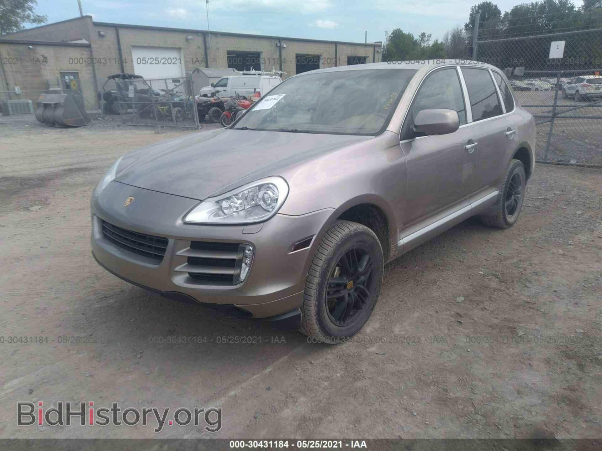 2008 PORSCHE CAYENNE - VIN: WP1AB29P78LA31832 - Фото 2