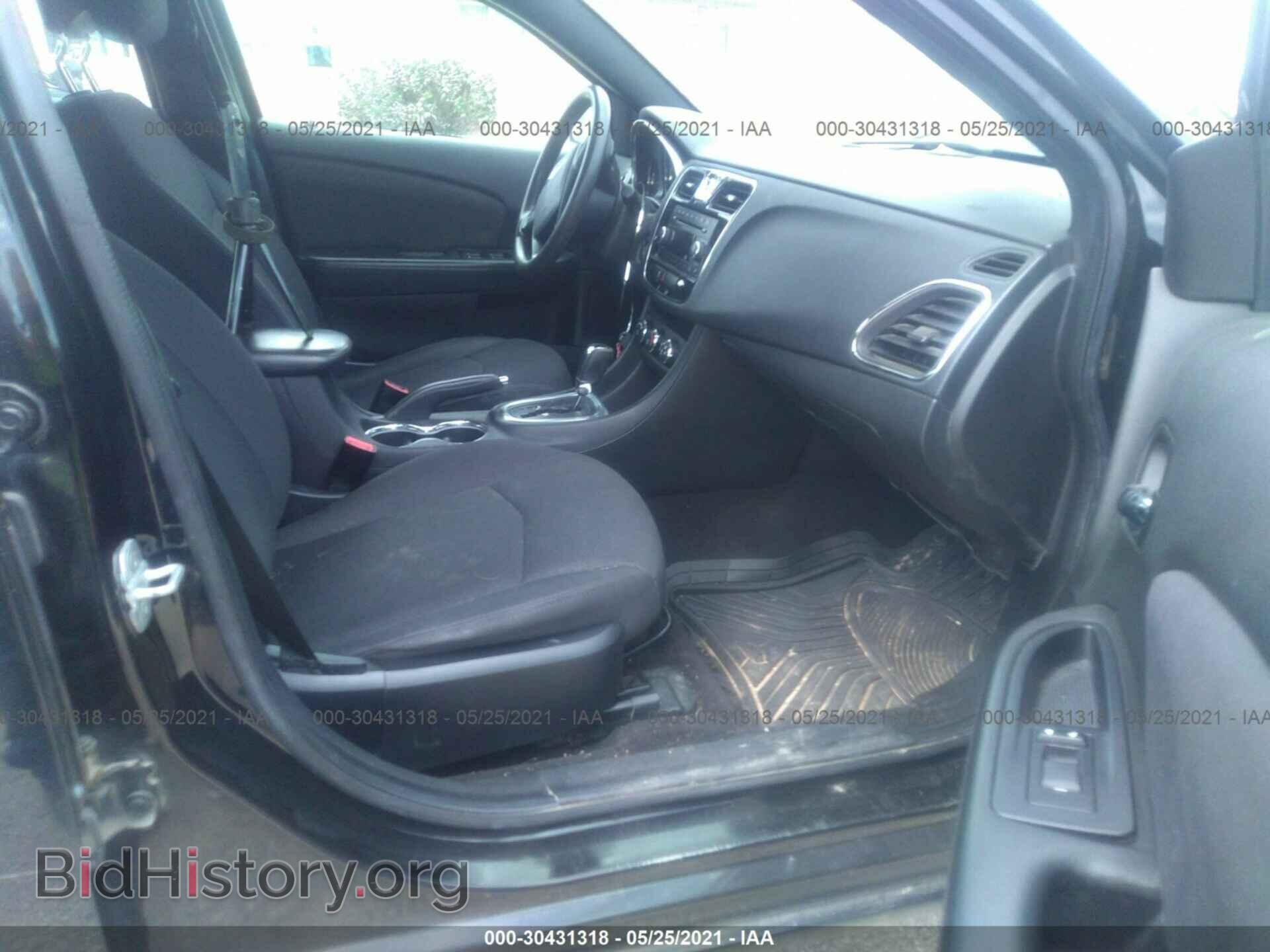 2013 CHRYSLER 200 - VIN: 1C3CCBAB0DN560887 - Фото 5