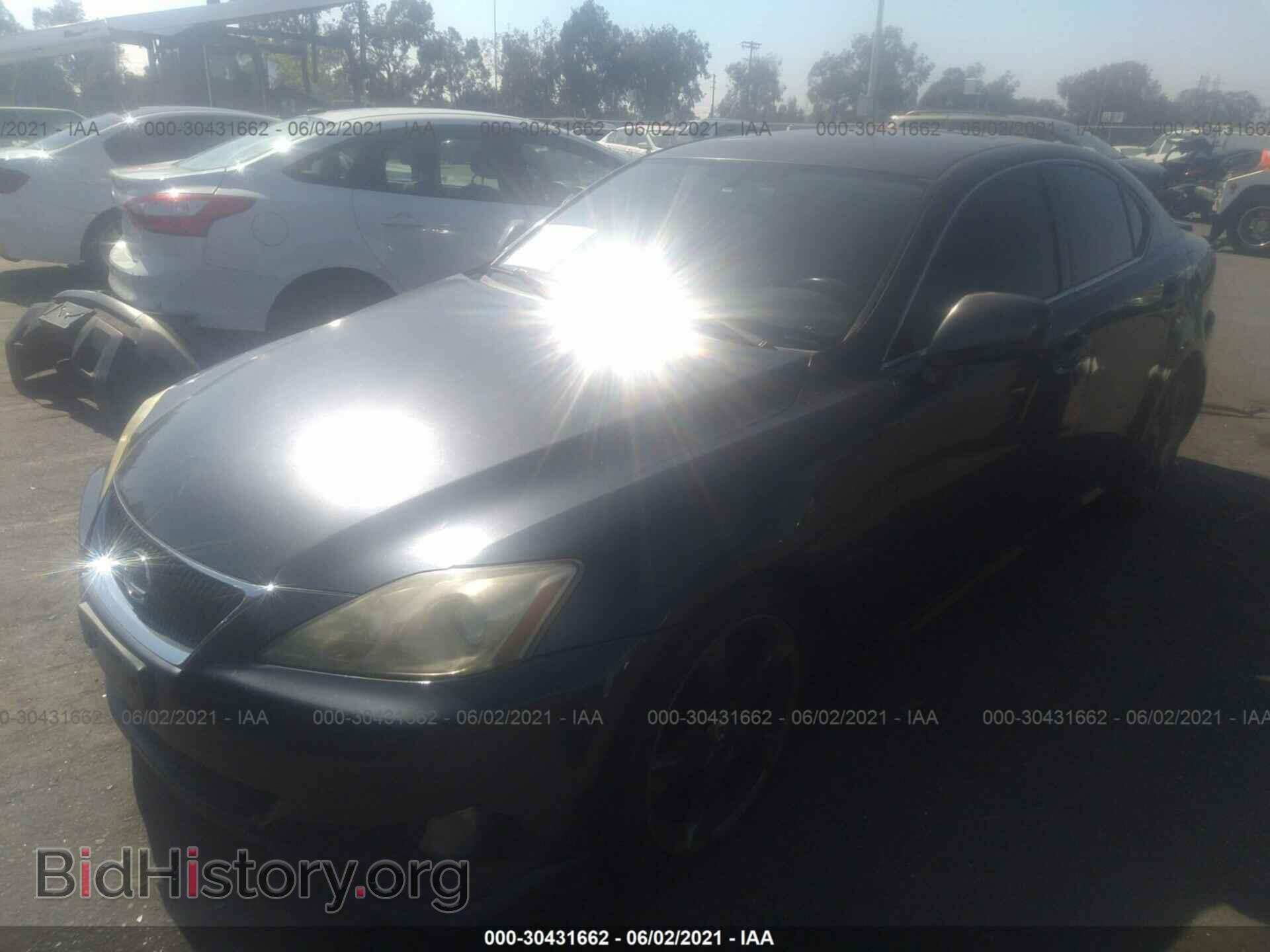 2008 LEXUS IS 250 - VIN: JTHBK262282062828 - Фото 2