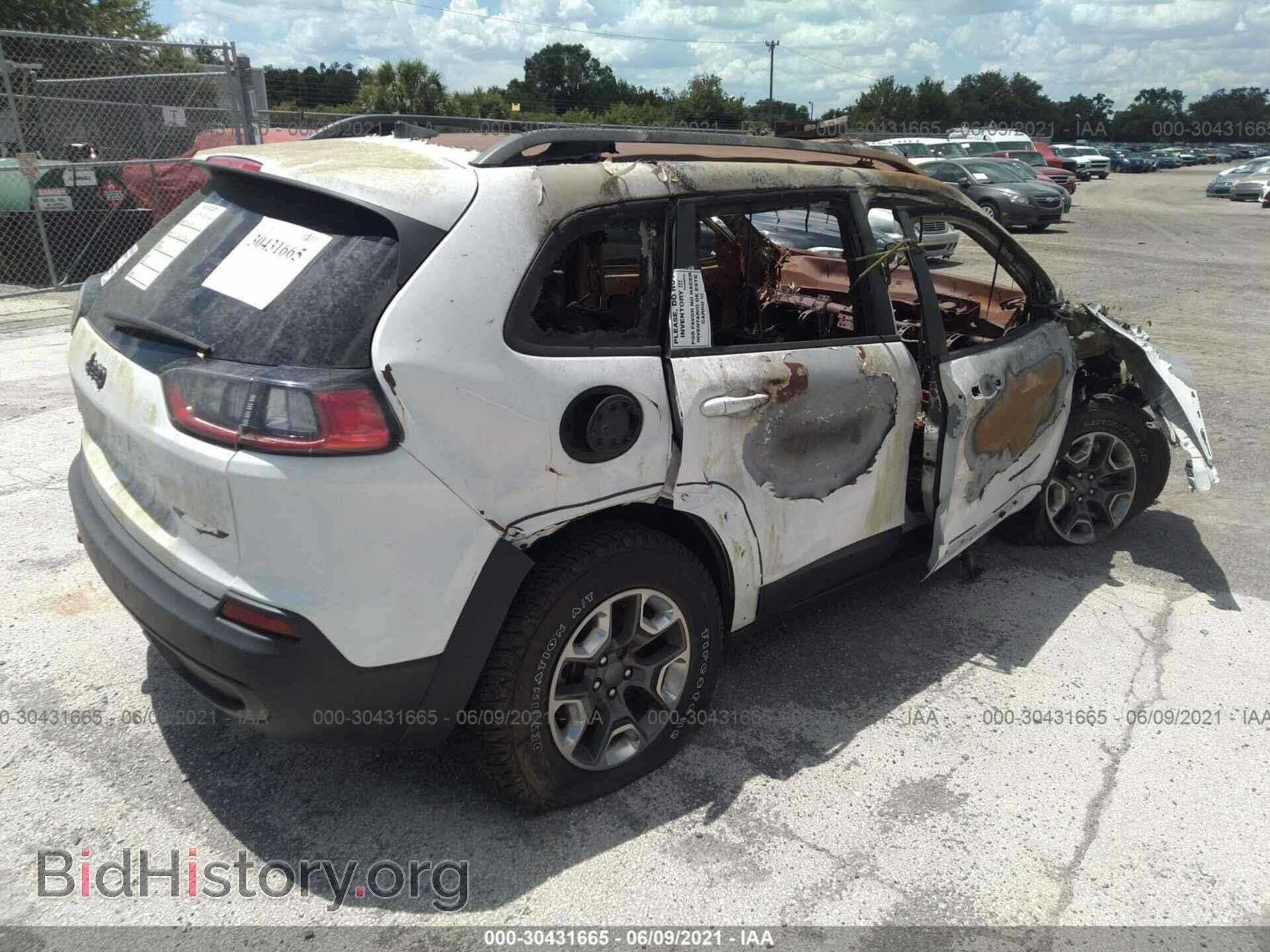 2019 JEEP CHEROKEE - VIN: 1C4PJMBXXKD301691 - Фото 4