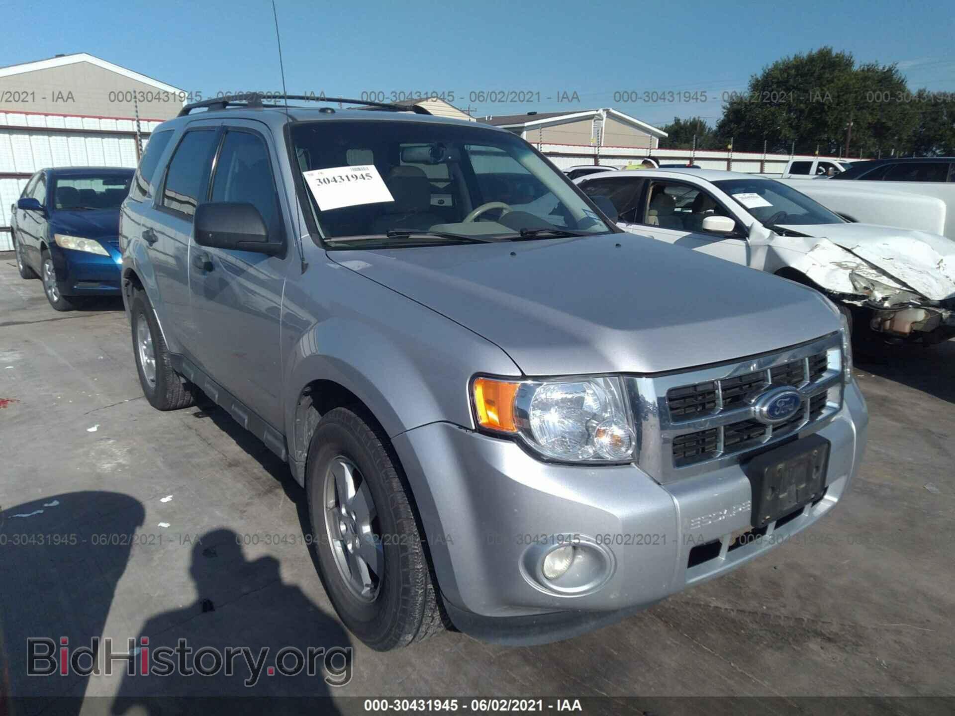 Фотография 1FMCU0DG4BKC62762 - FORD ESCAPE 2011