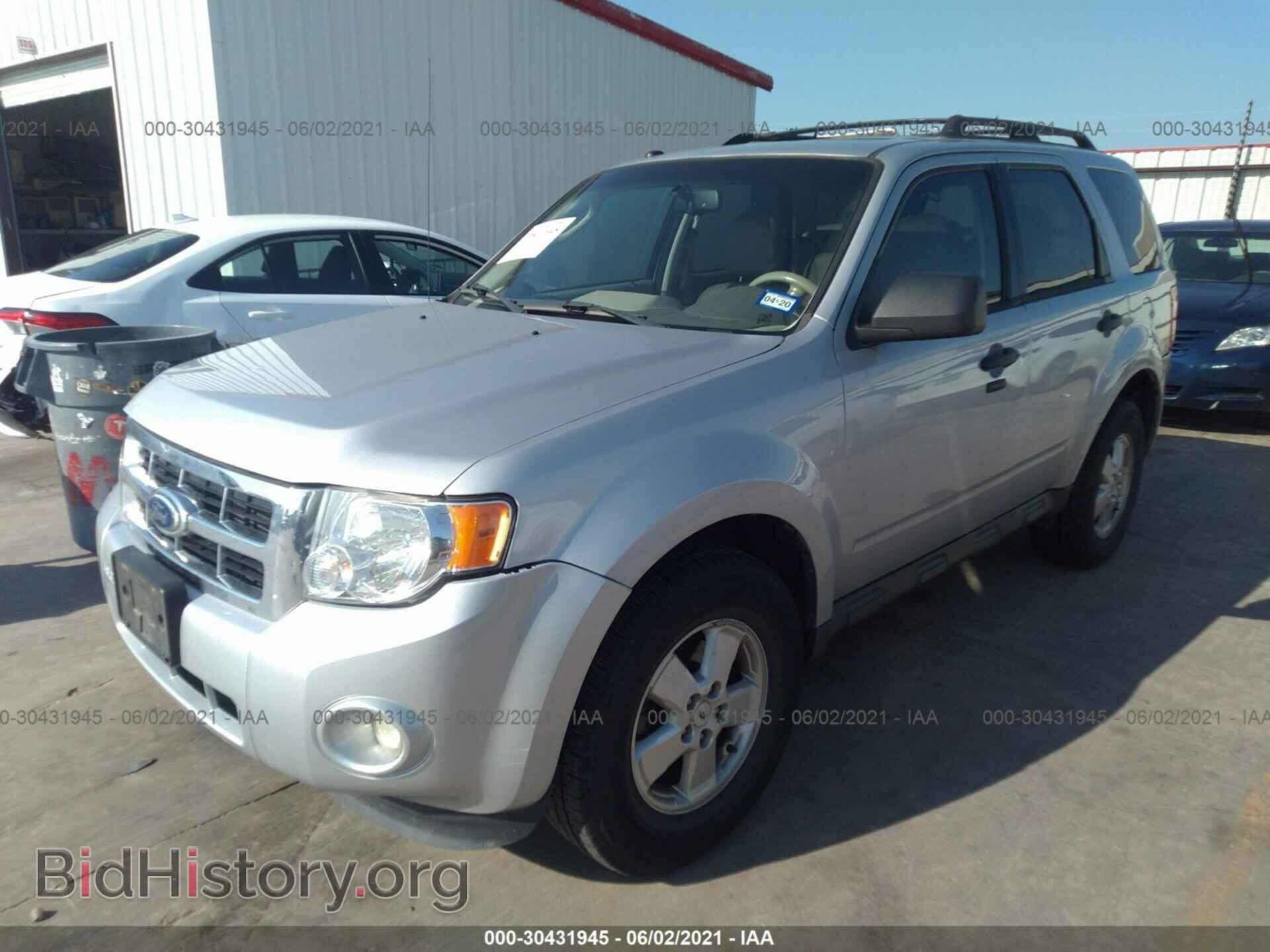 2011 FORD ESCAPE - VIN: 1FMCU0DG4BKC62762 - Фото 2