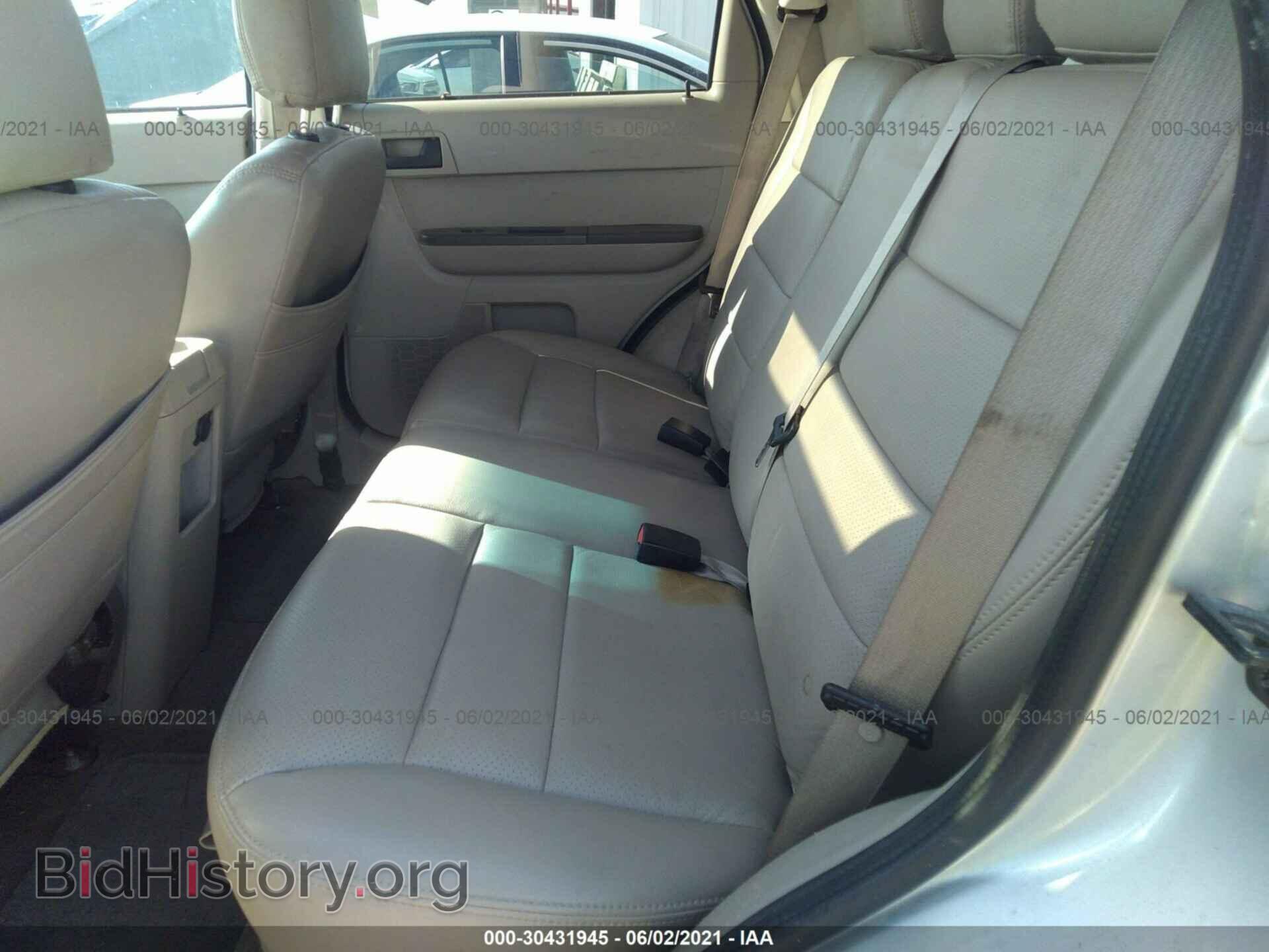 2011 FORD ESCAPE - VIN: 1FMCU0DG4BKC62762 - Фото 8