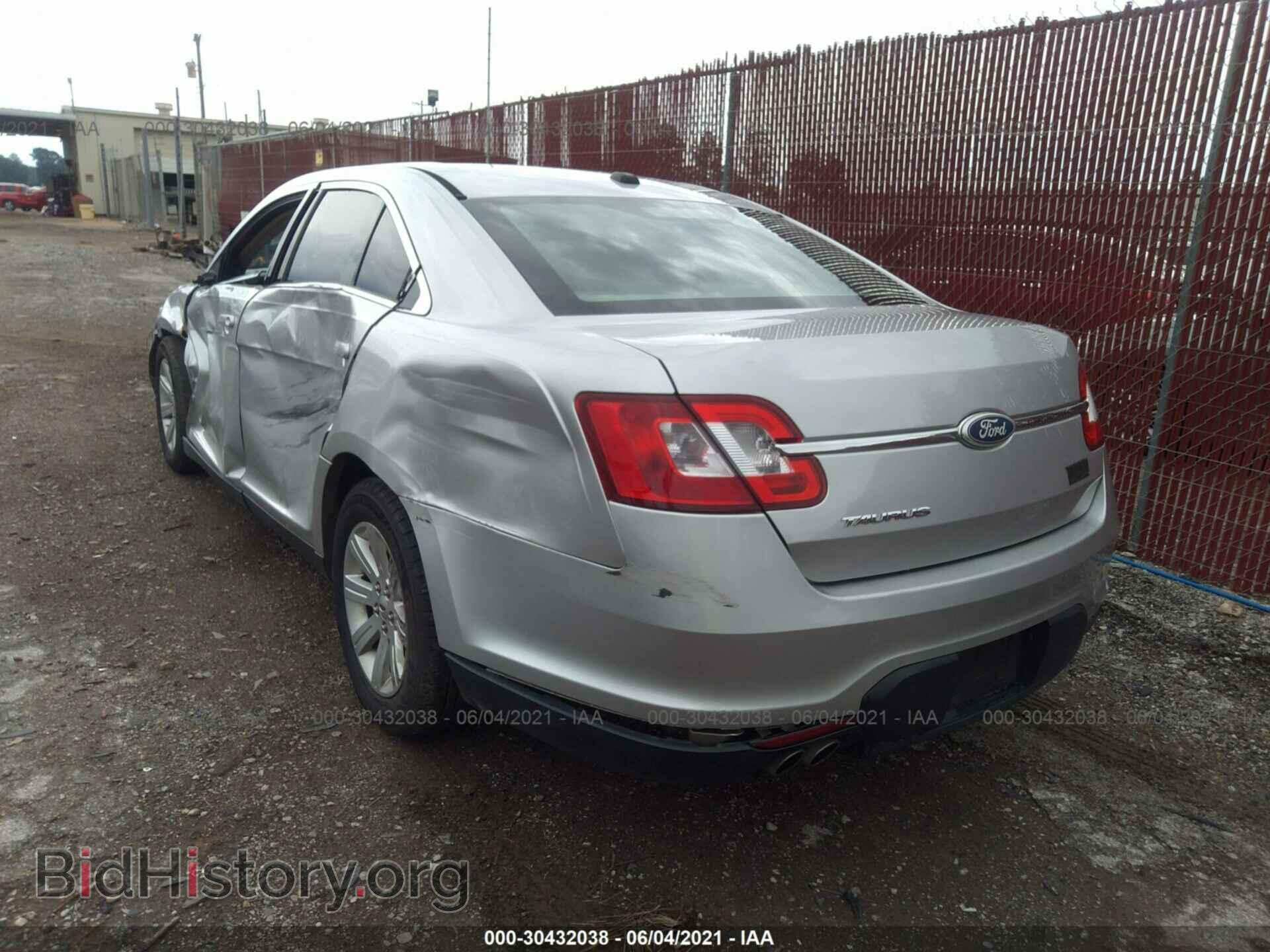 2011 FORD TAURUS - VIN: 1FAHP2DW0BG153194 - Фото 3