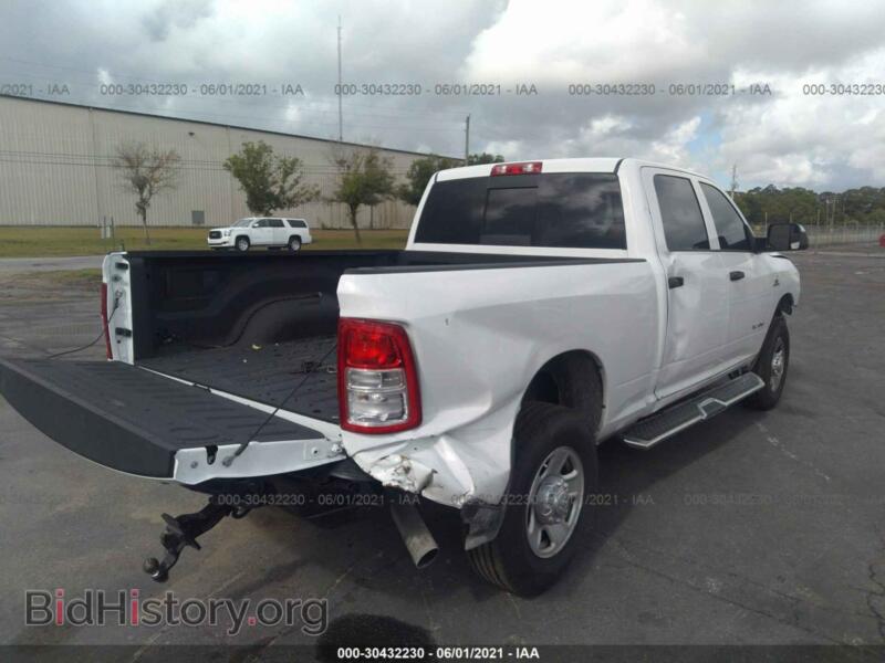 2021 RAM 3500 (VIN 3C63R3CLXMG528051) — фото 4 из 11
