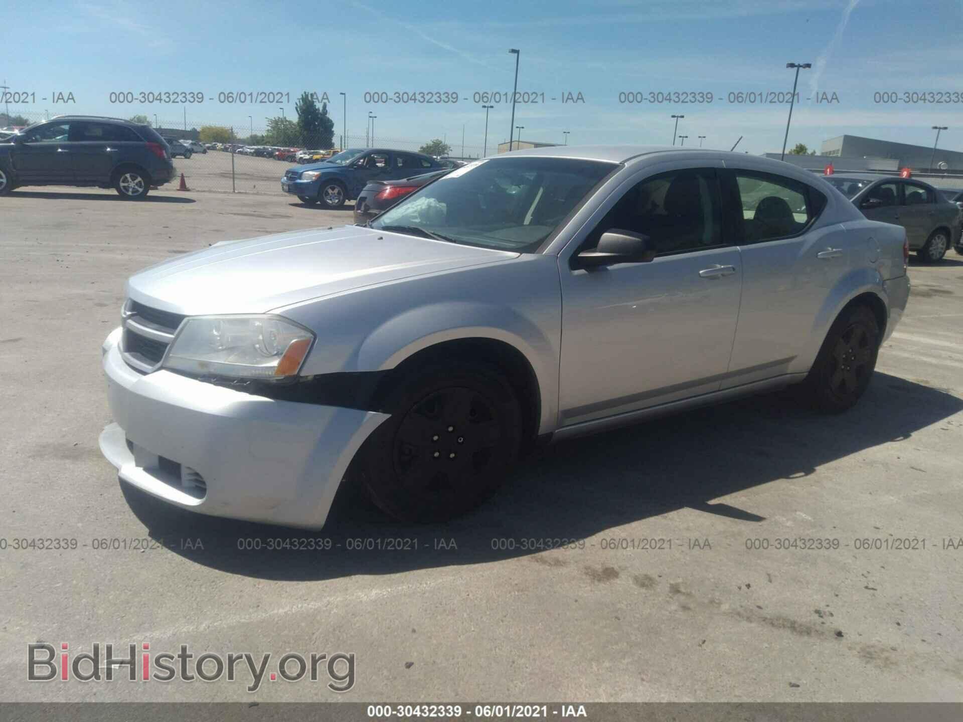 2010 DODGE AVENGER - VIN: 1B3CC4FB2AN135927 - Photo 2