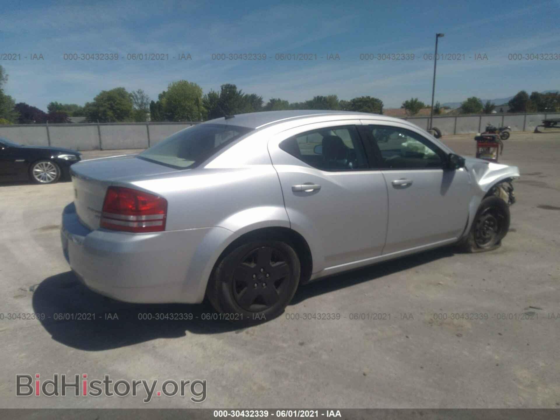 2010 DODGE AVENGER - VIN: 1B3CC4FB2AN135927 - Photo 4