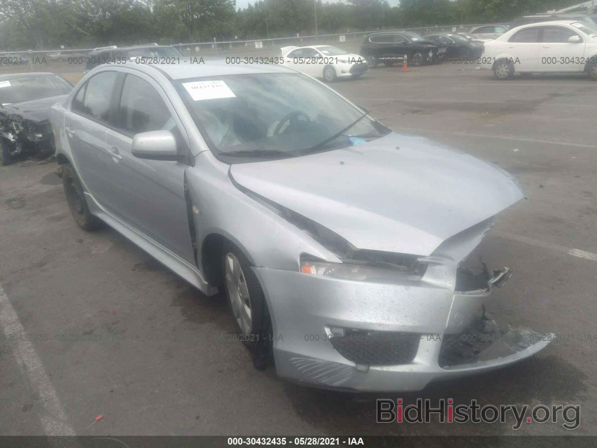 Photo JA32U2FU3BU021390 - MITSUBISHI LANCER 2011