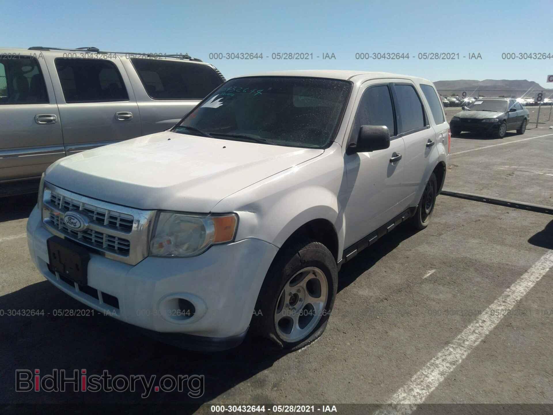 2012 FORD ESCAPE - VIN: 1FMCU0C72CKA09992 - Фото 2