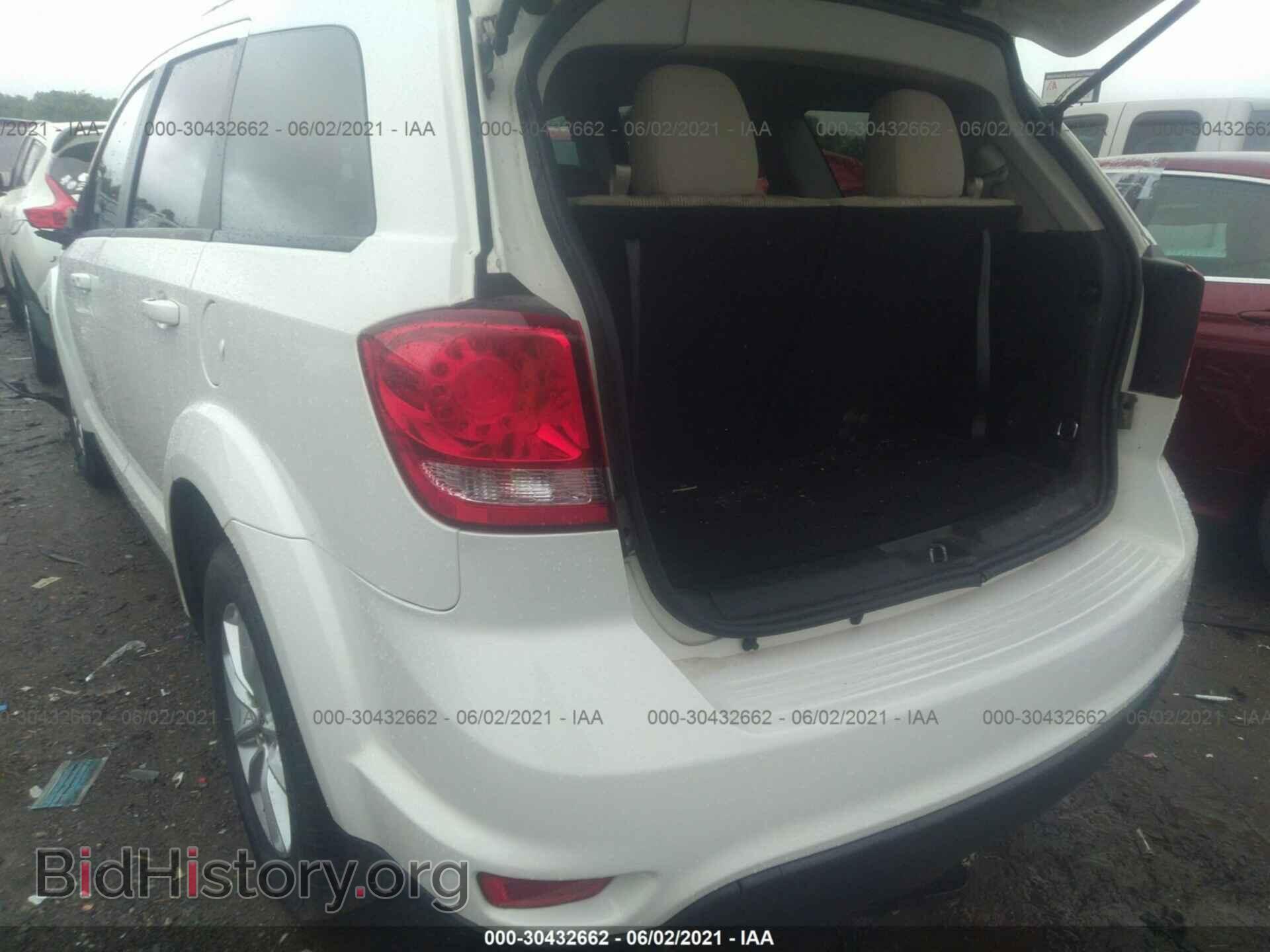 2017 DODGE JOURNEY - VIN: 3C4PDCBG3HT572189 - Фото 3