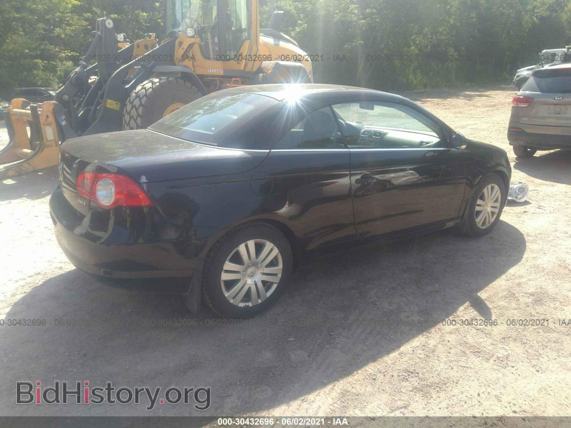 2007 VOLKSWAGEN EOS - VIN: WVWAA71F77V046404 - Фото 4