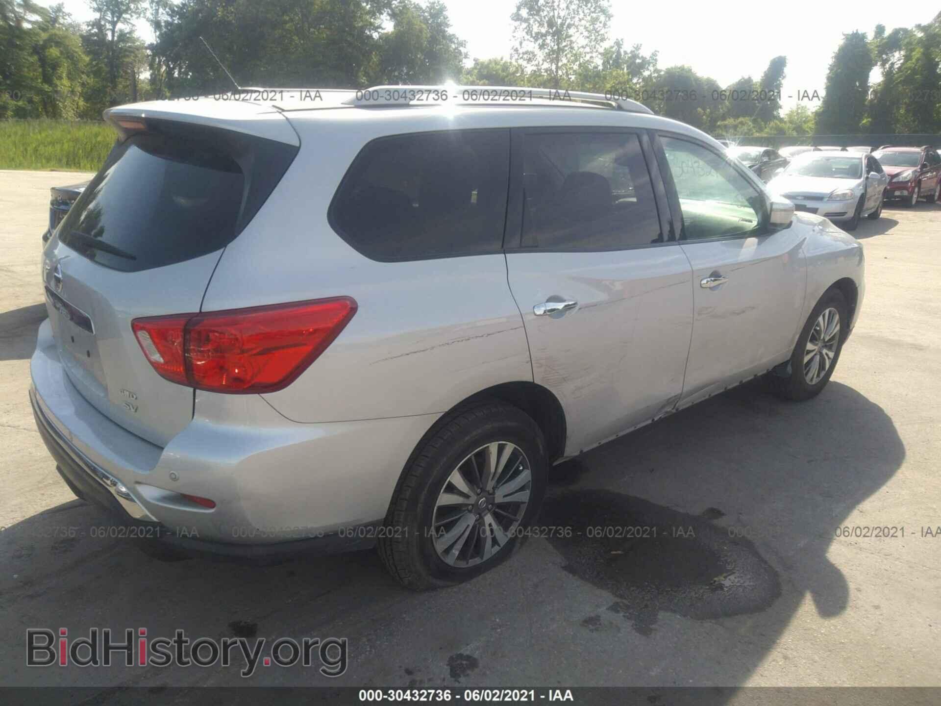 2017 NISSAN PATHFINDER - VIN: 5N1DR2MM3HC637874 - Фото 4