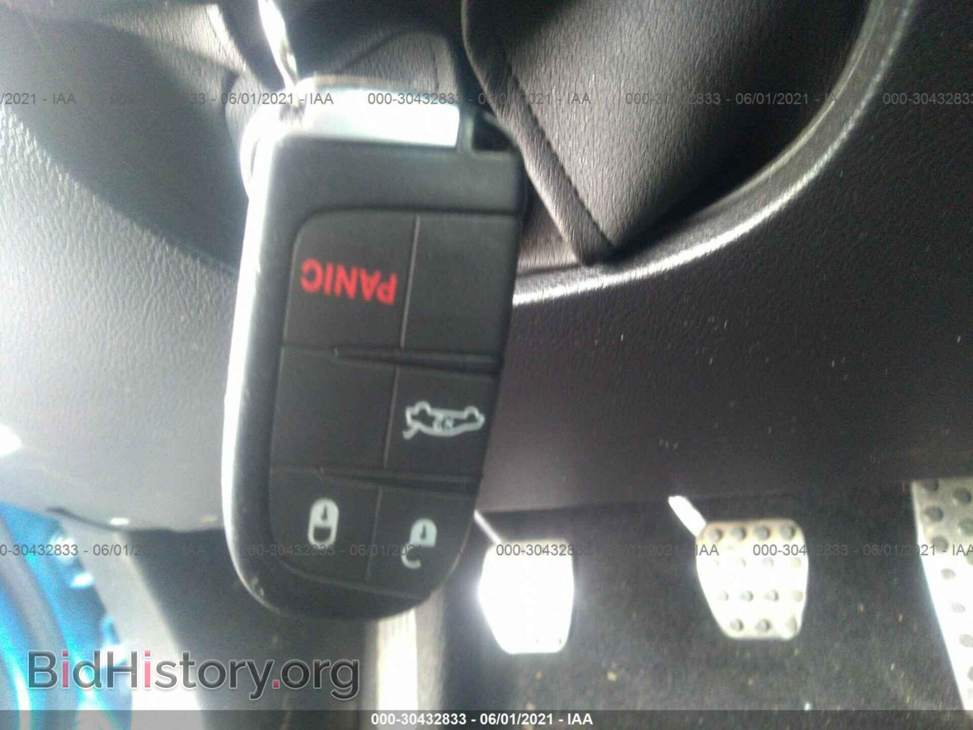 2015 DODGE CHALLENGER - VIN: 2C3CDZDJ2FH788362 - Фото 11