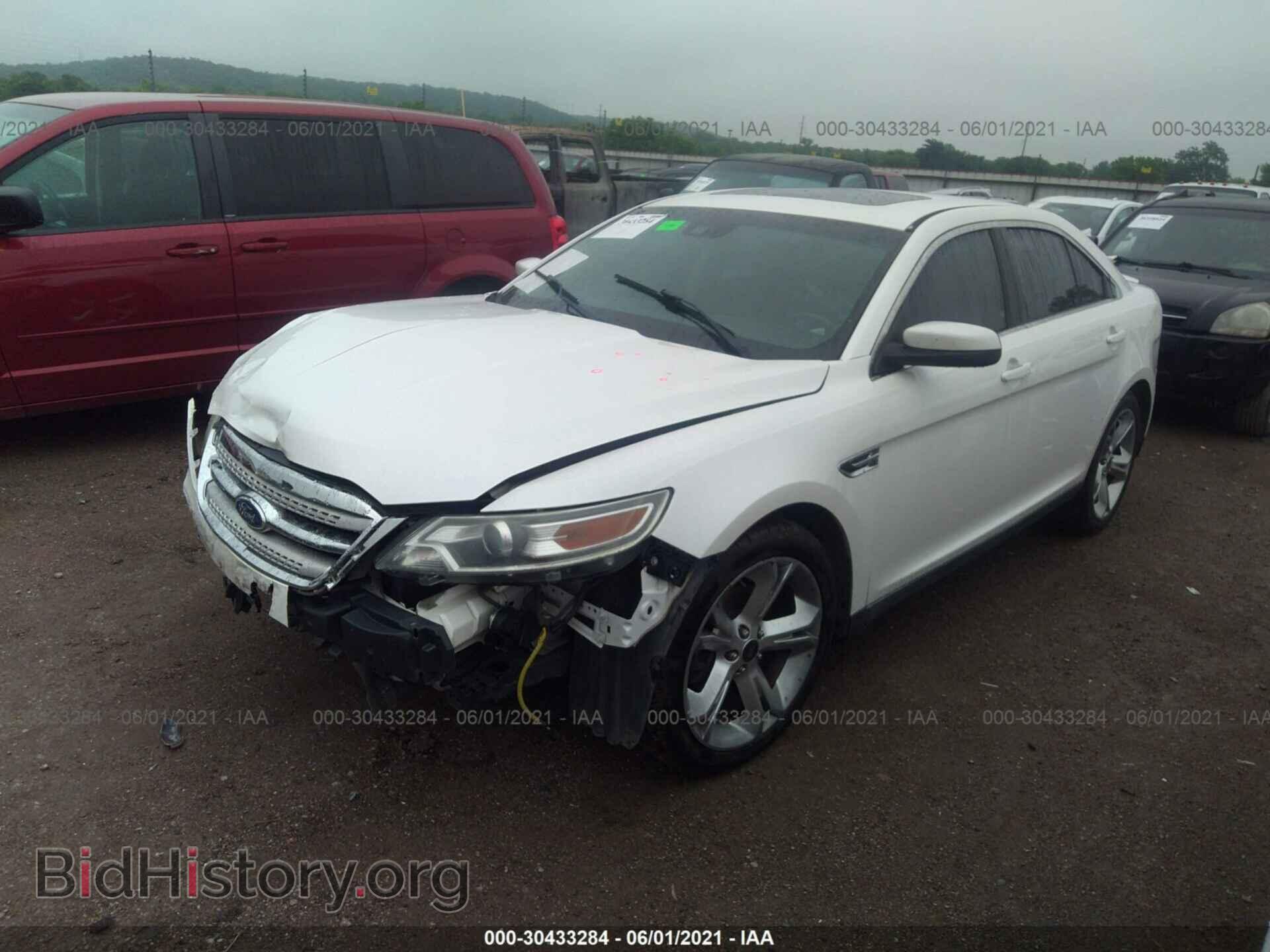 2011 FORD TAURUS - VIN: 1FAHP2KTXBG177432 - Фото 2
