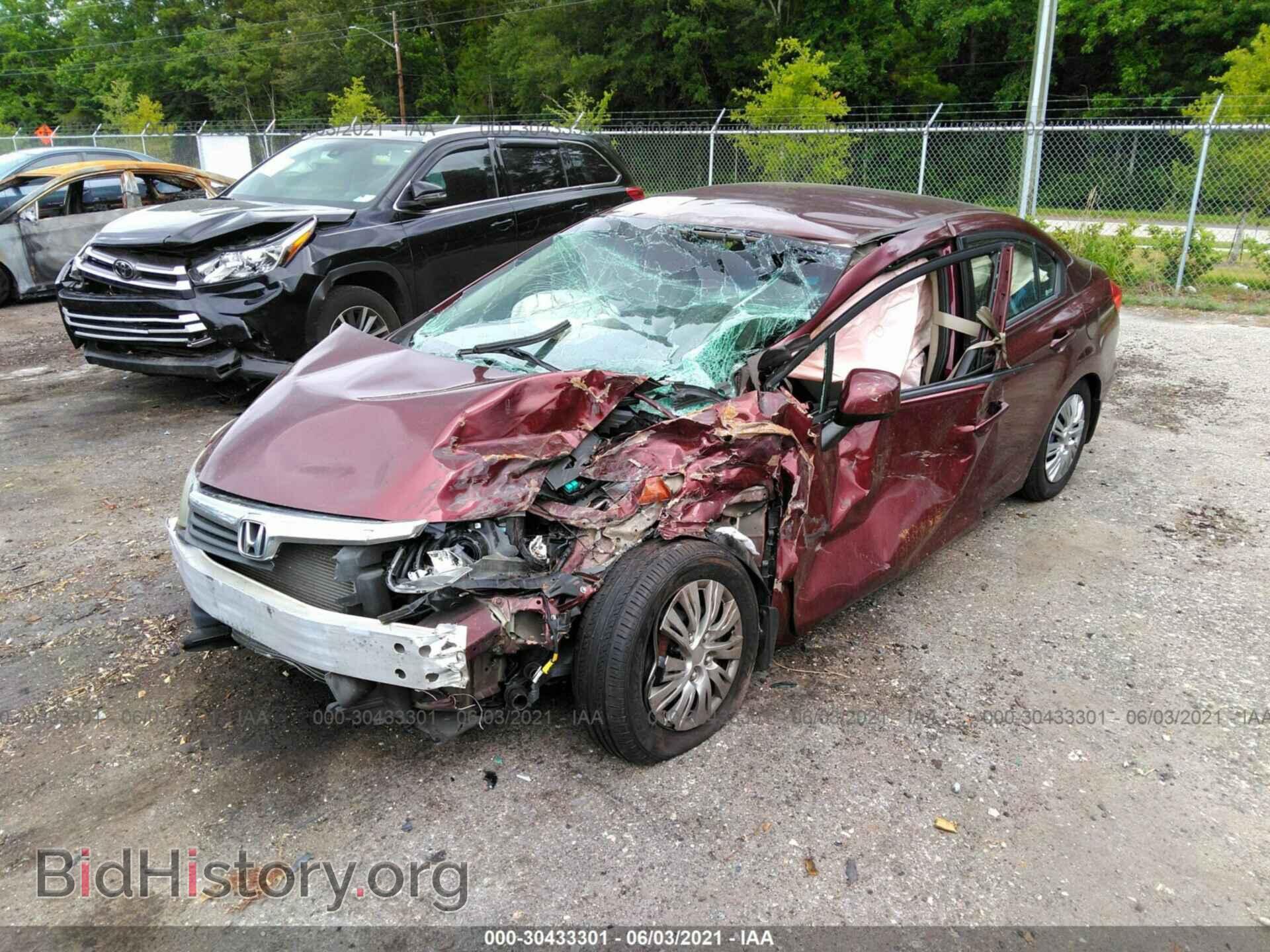 2012 HONDA CIVIC SDN - VIN: 19XFB2F51CE072002 - Фото 2
