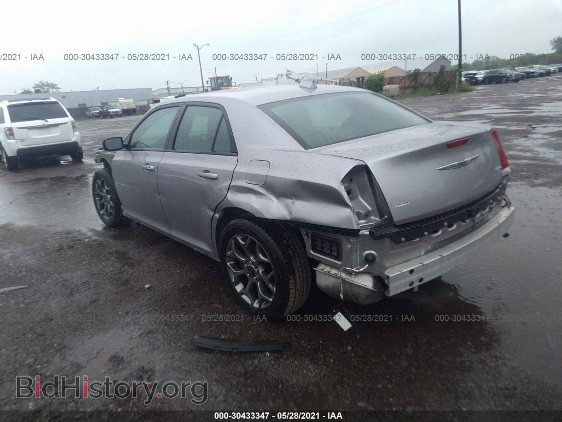2016 CHRYSLER 300 - VIN: 2C3CCAGG6GH244551 - Фото 3