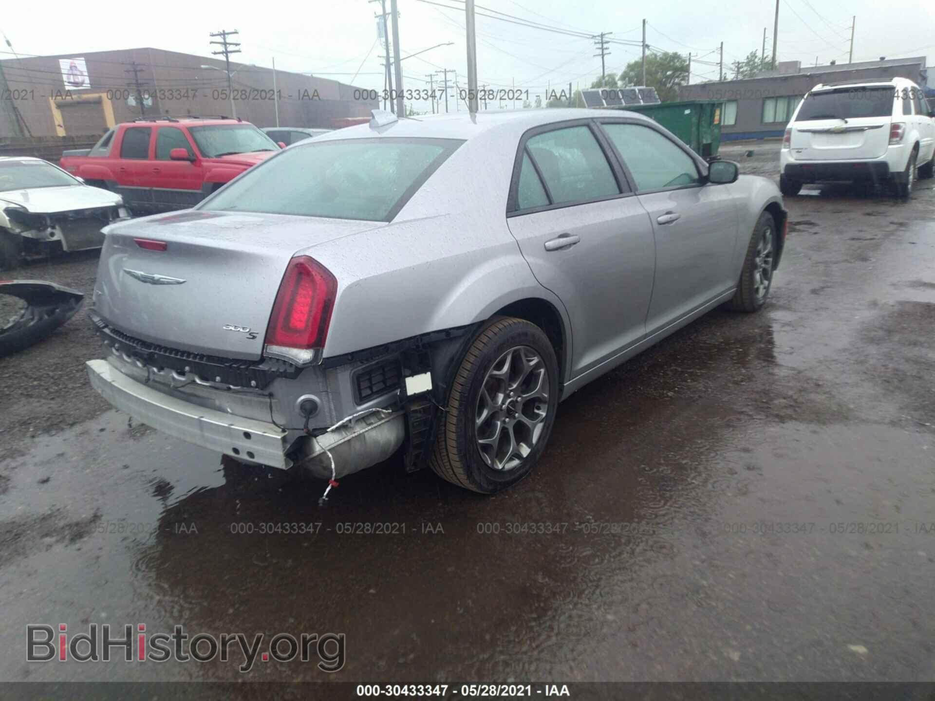 2016 CHRYSLER 300 - VIN: 2C3CCAGG6GH244551 - Фото 4