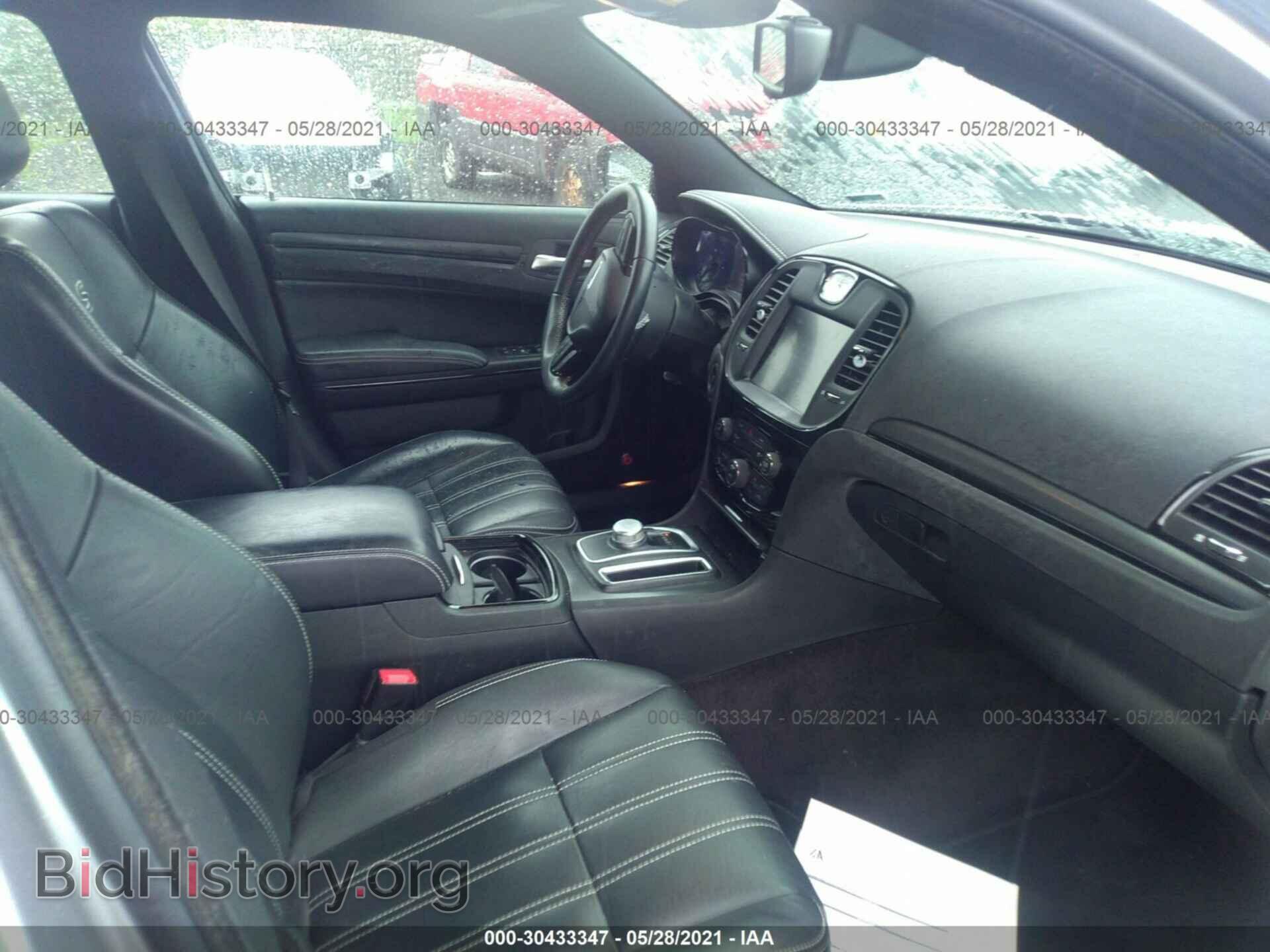 2016 CHRYSLER 300 - VIN: 2C3CCAGG6GH244551 - Фото 5