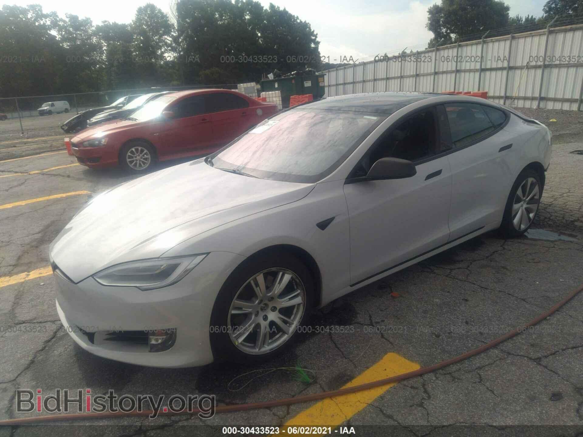 2020 TESLA MODEL S - VIN: 5YJSA1E24LF402695 - Фото 2
