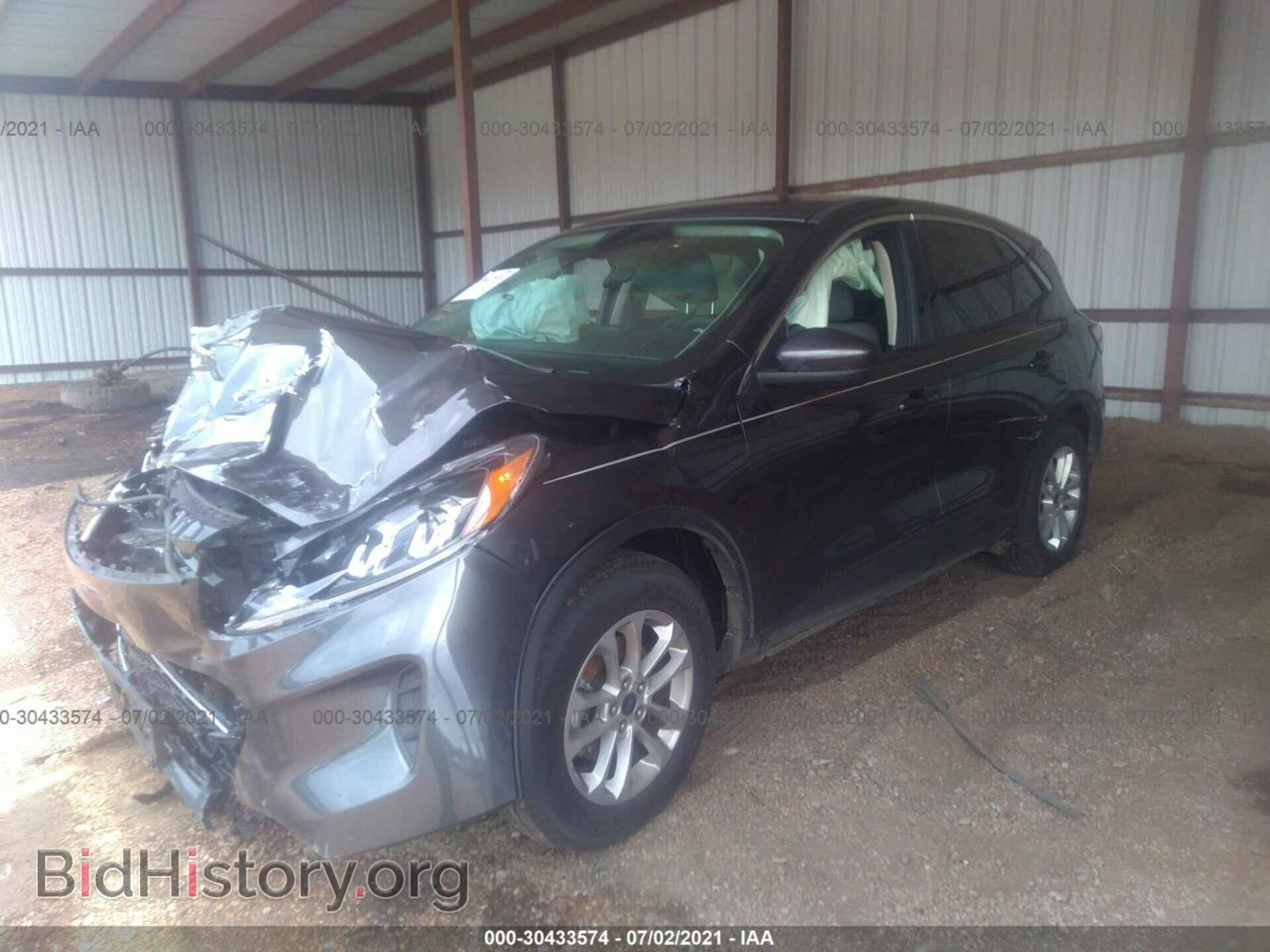 2020 FORD ESCAPE - VIN: 1FMCU0G62LUA23610 - Фото 2