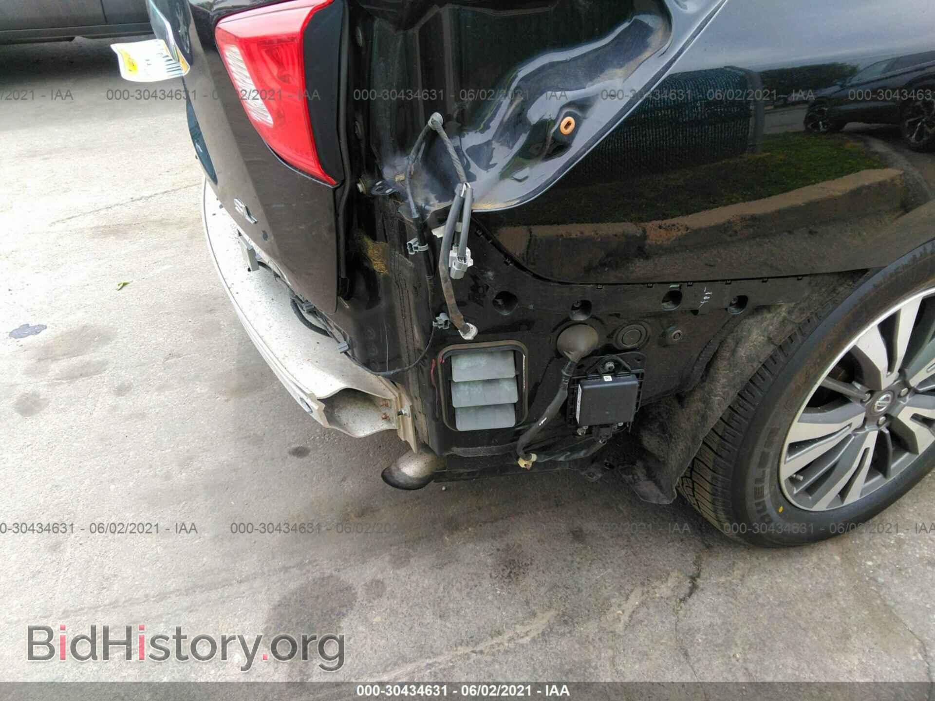 2017 NISSAN PATHFINDER - VIN: 5N1DR2MN9HC679068 - Фото 6