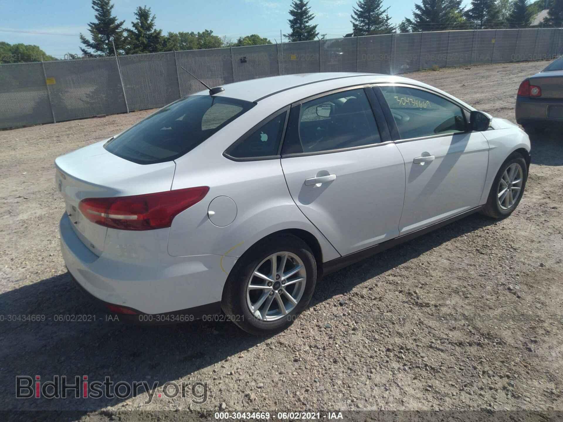 2017 FORD FOCUS - VIN: 1FADP3F29HL333210 - Photo 4