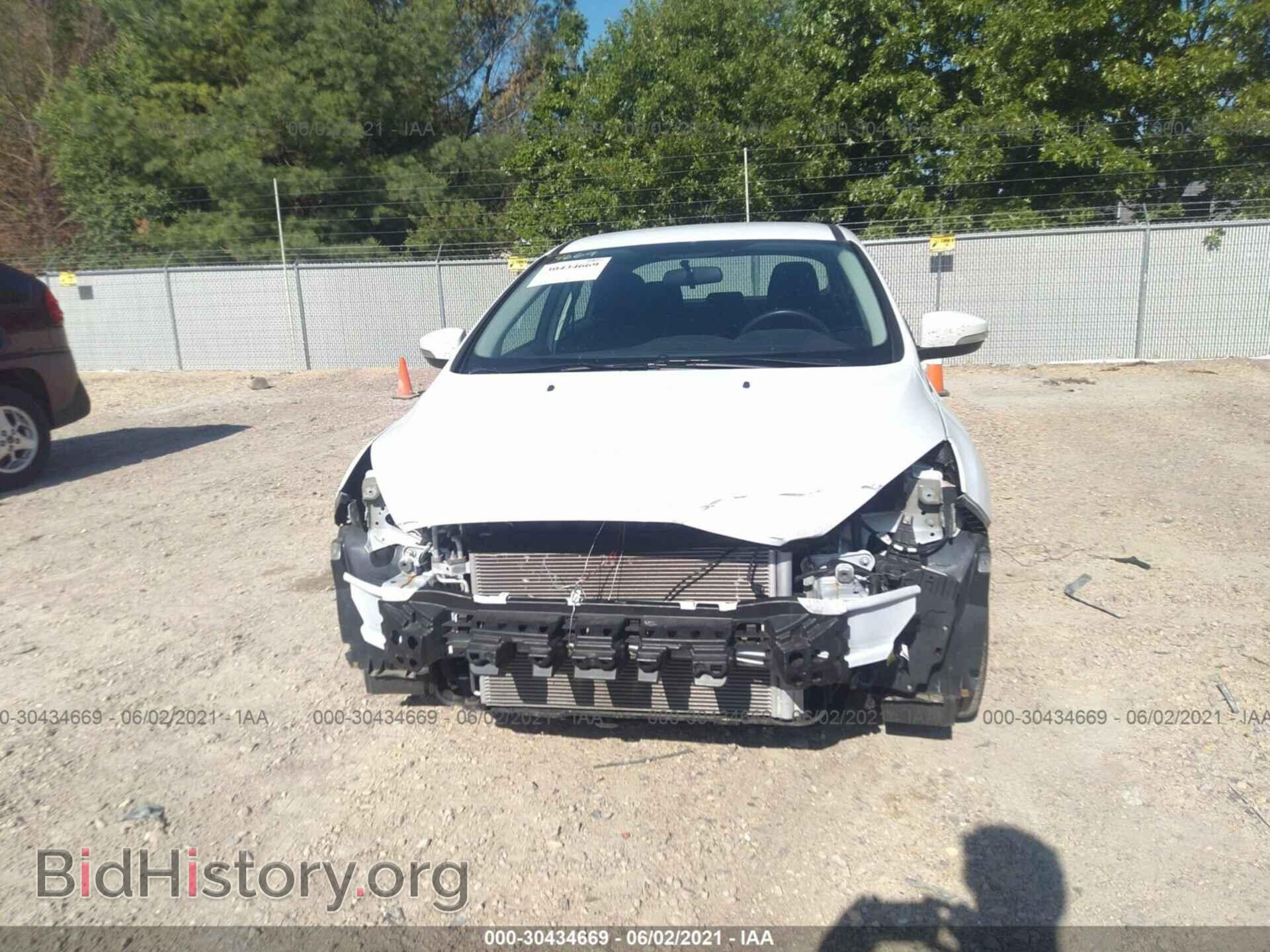 2017 FORD FOCUS - VIN: 1FADP3F29HL333210 - Photo 6