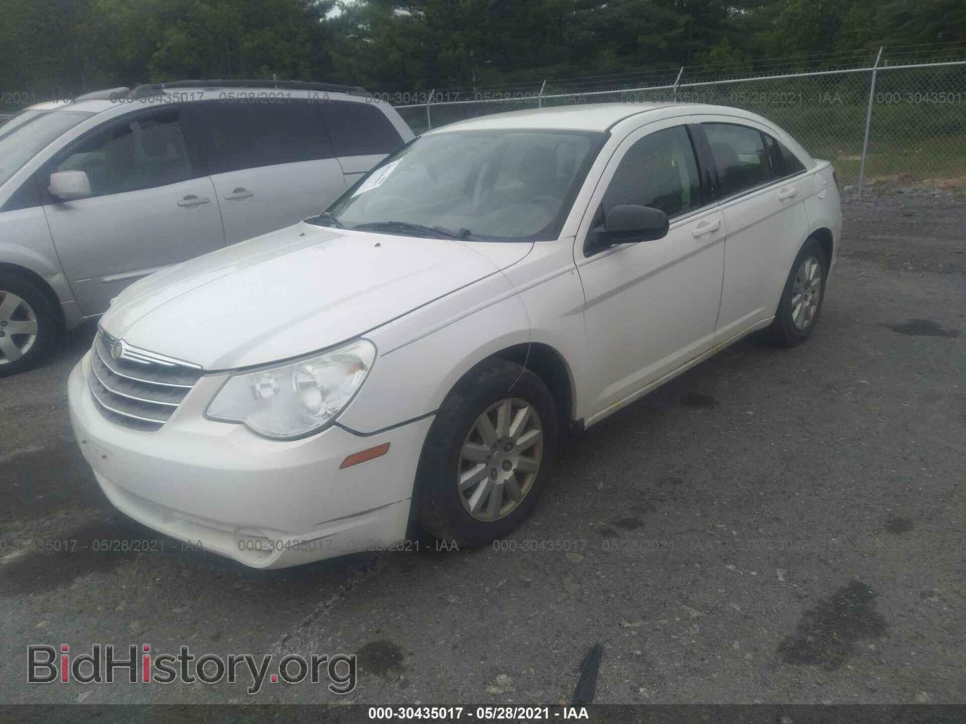 2010 CHRYSLER SEBRING - VIN: 1C3CC4FB8AN125664 - Фото 2