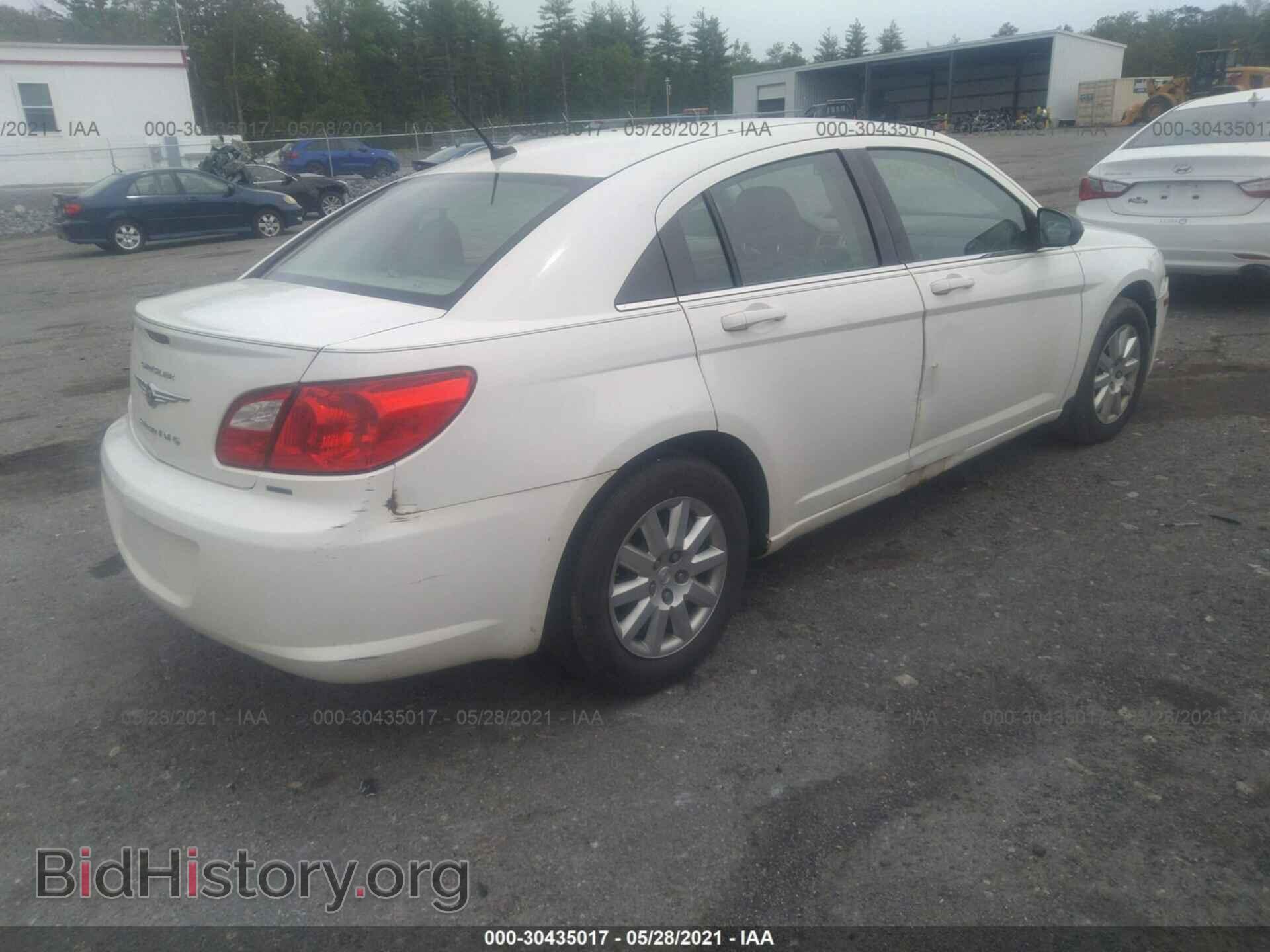2010 CHRYSLER SEBRING - VIN: 1C3CC4FB8AN125664 - Фото 4