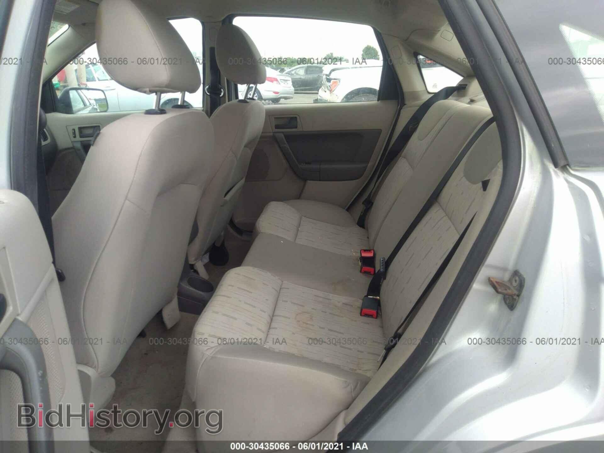 2008 FORD FOCUS - VIN: 1FAHP35N48W300076 - Фото 8