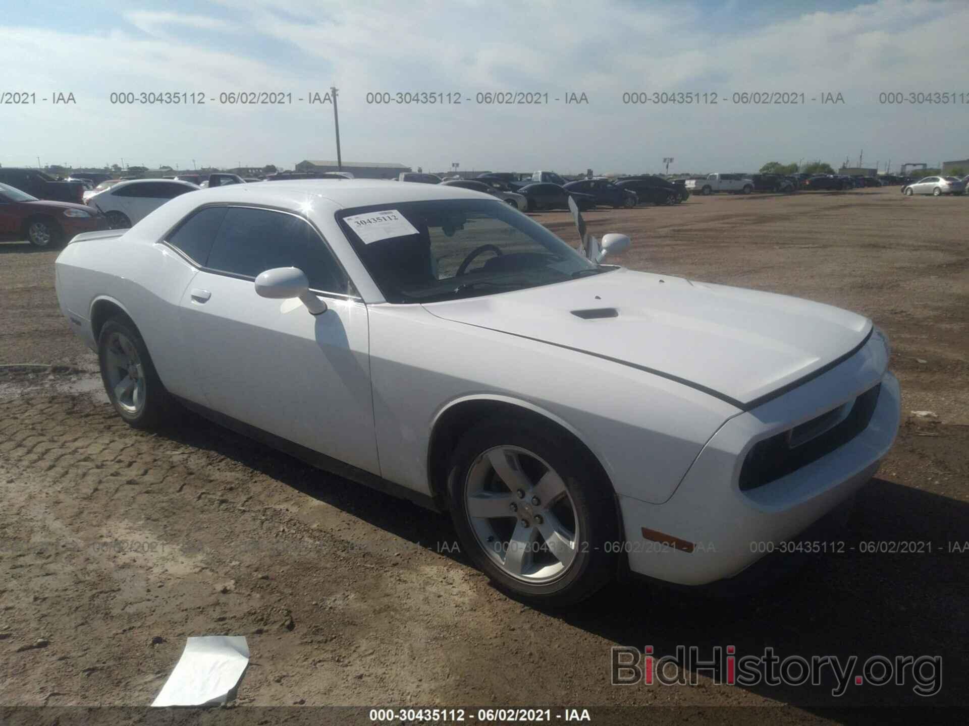 Photo 2C3CDYAG4DH582024 - DODGE CHALLENGER 2013