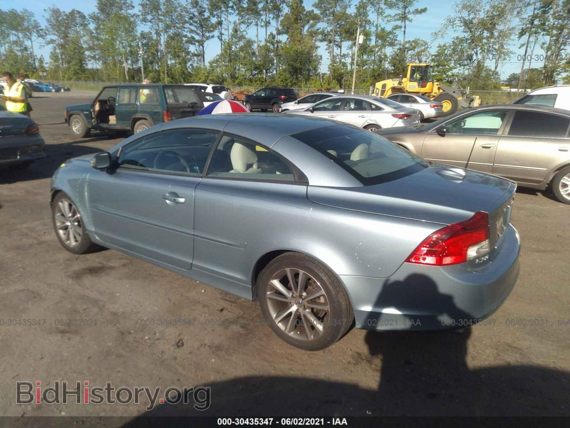 2011 VOLVO C70 - VIN: YV1672MC5BJ116856 - Фото 3