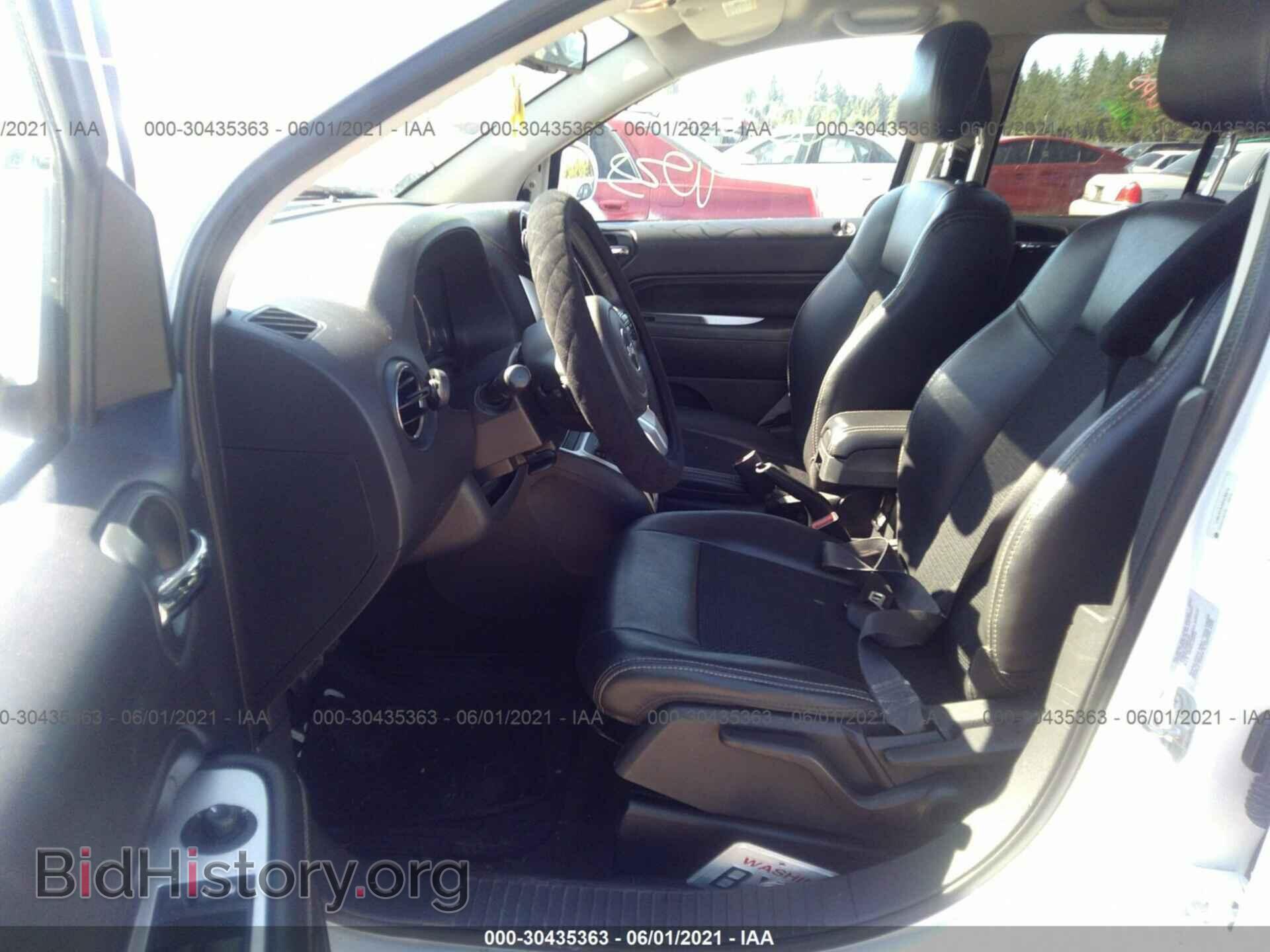 2016 JEEP COMPASS - VIN: 1C4NJDEB3GD630814 - Фото 5