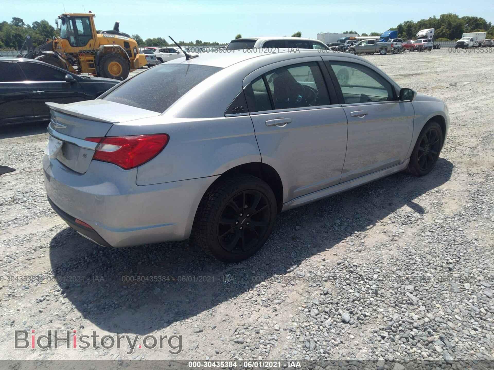 2014 CHRYSLER 200 - VIN: 1C3CCBBG4EN164196 - Фото 4
