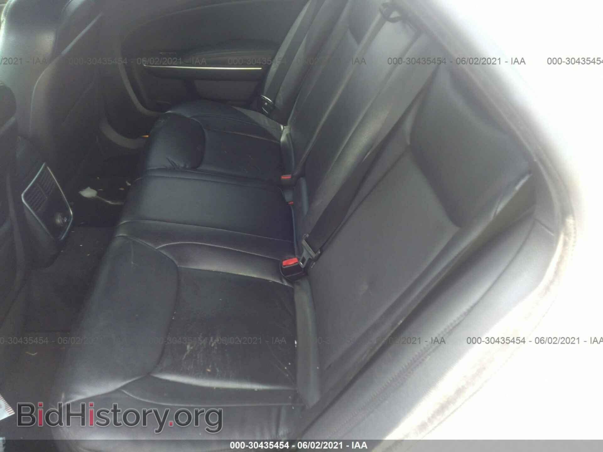 2011 CHRYSLER 300 - VIN: 2C3CA4CG1BH528773 - Photo 8