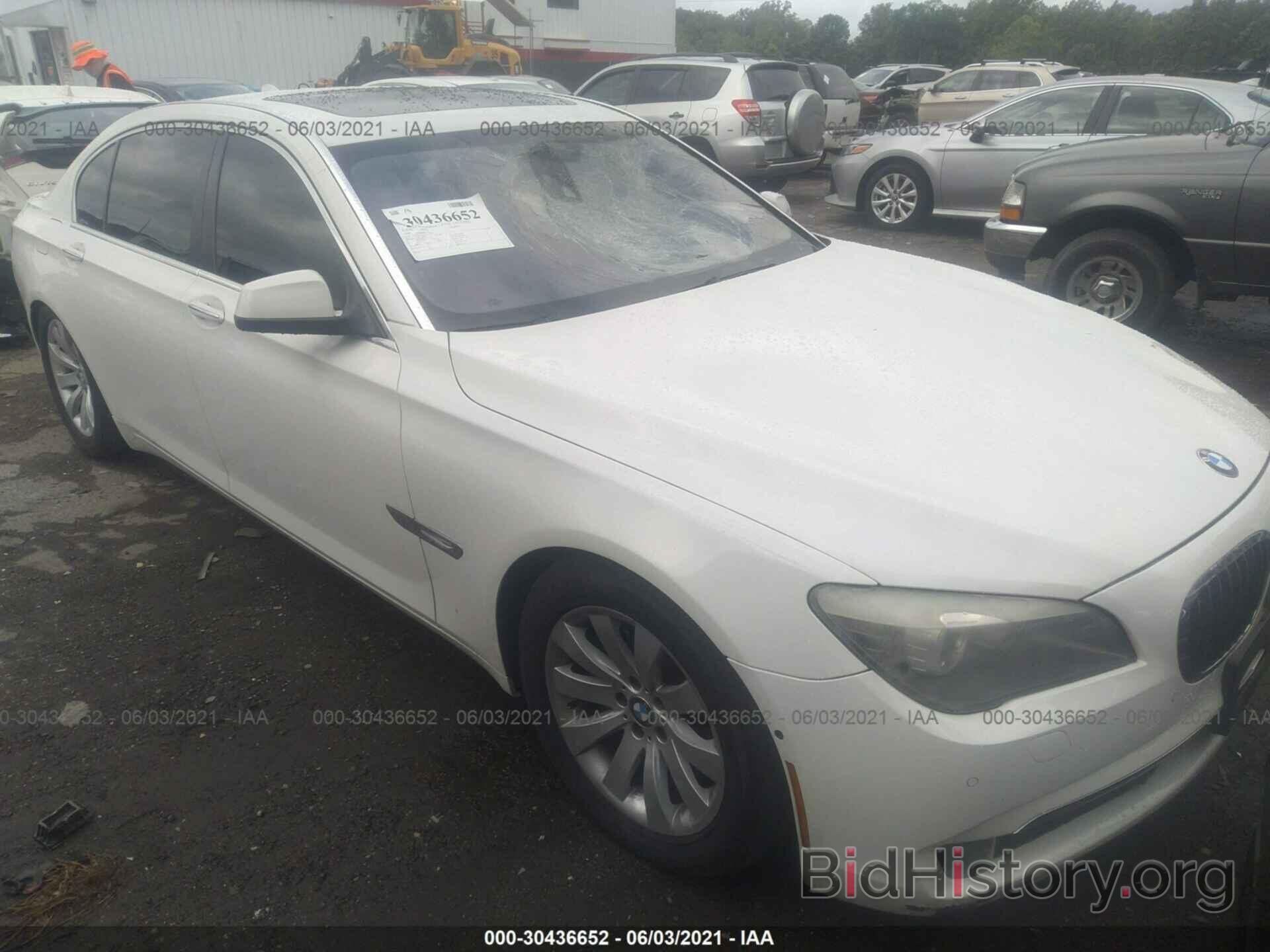 Photo WBAKB83519CY58613 - BMW 7 SERIES 2009